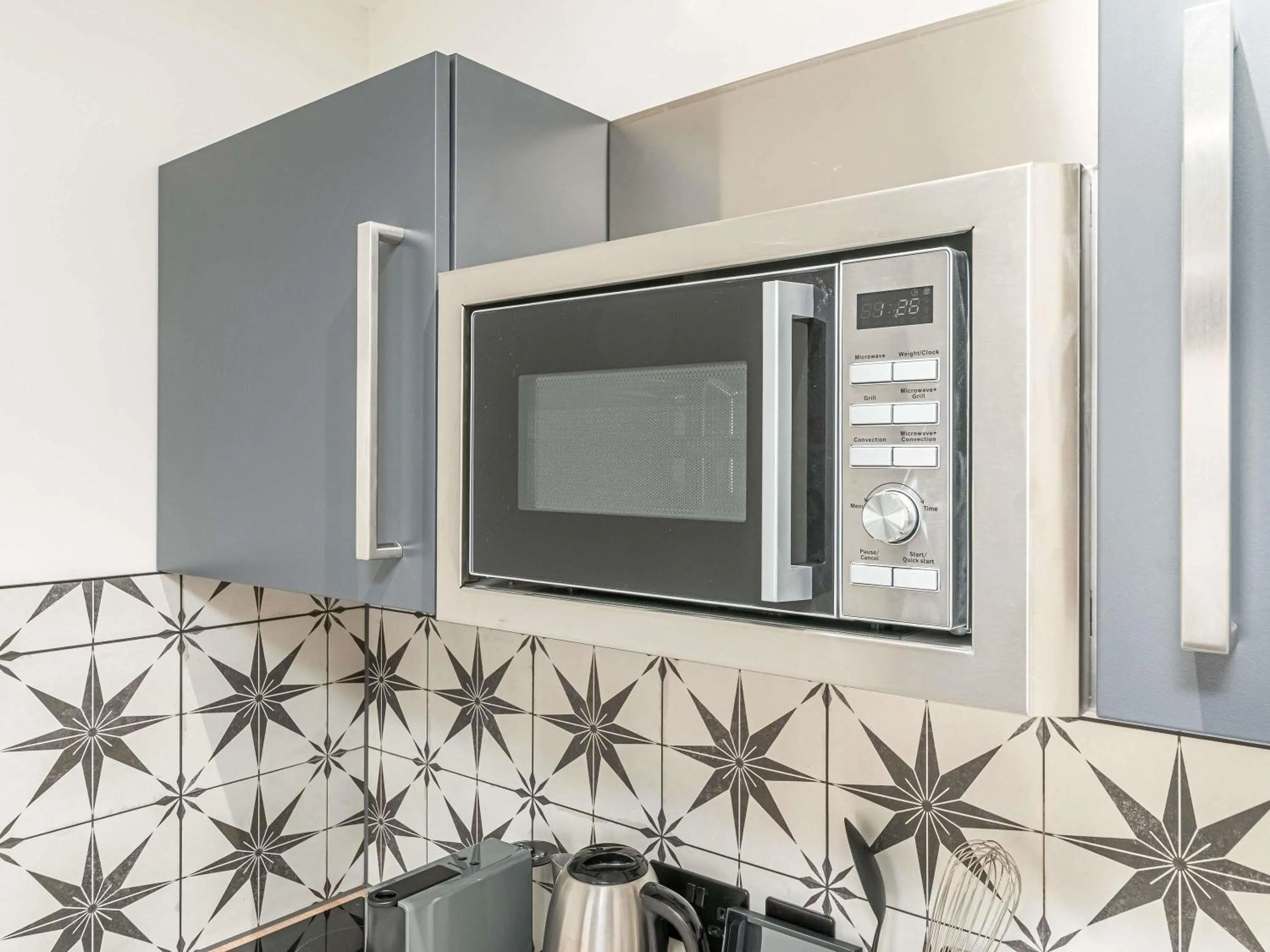 Bedroom in Mercure Salisbury White Hart Hotel & Apartments