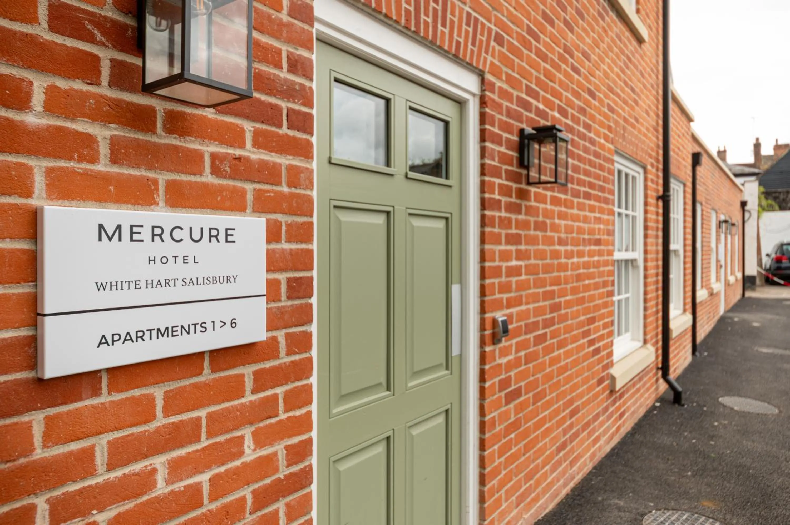 Property logo or sign in Mercure Salisbury White Hart Hotel & Apartments