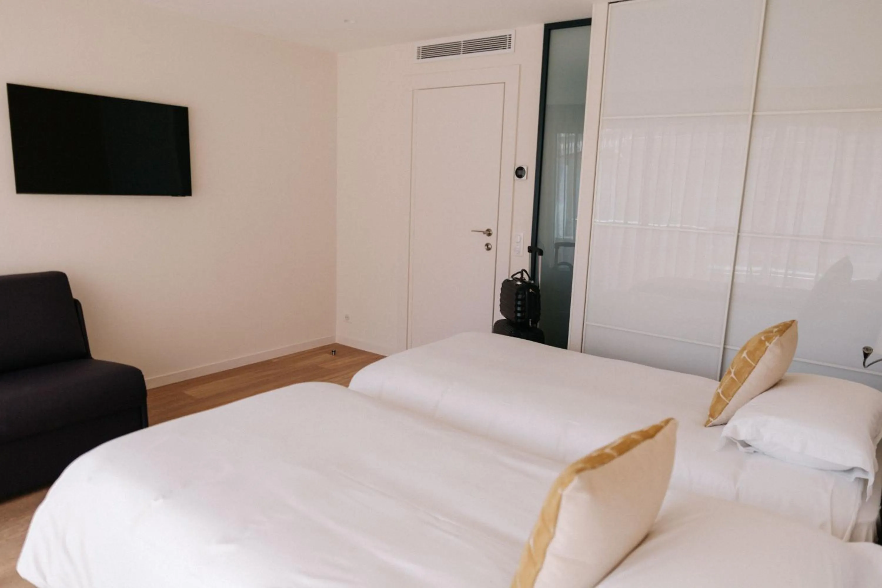 Bed in Résidence Châteauneuf