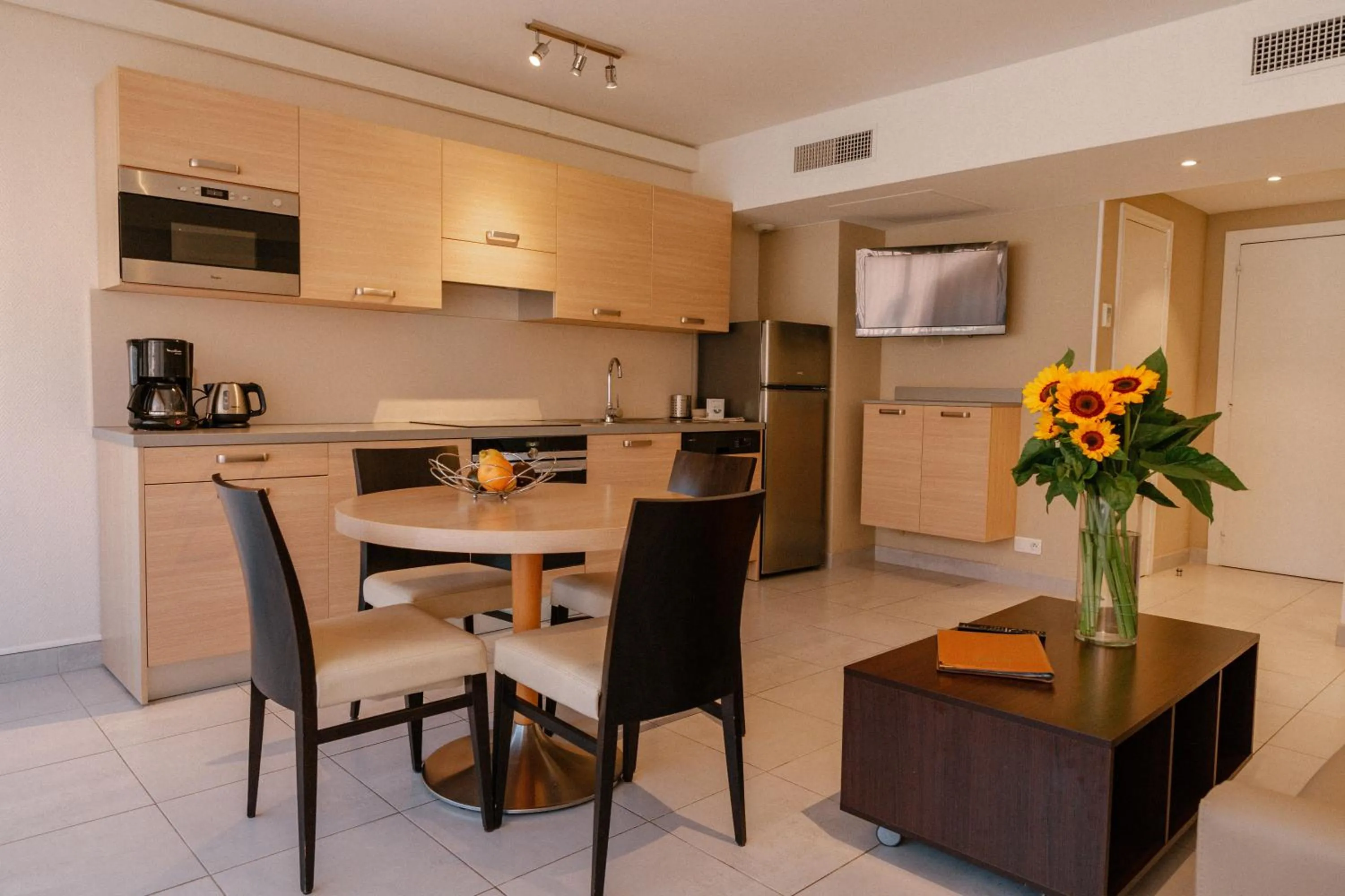 Kitchen or kitchenette in Résidence Châteauneuf