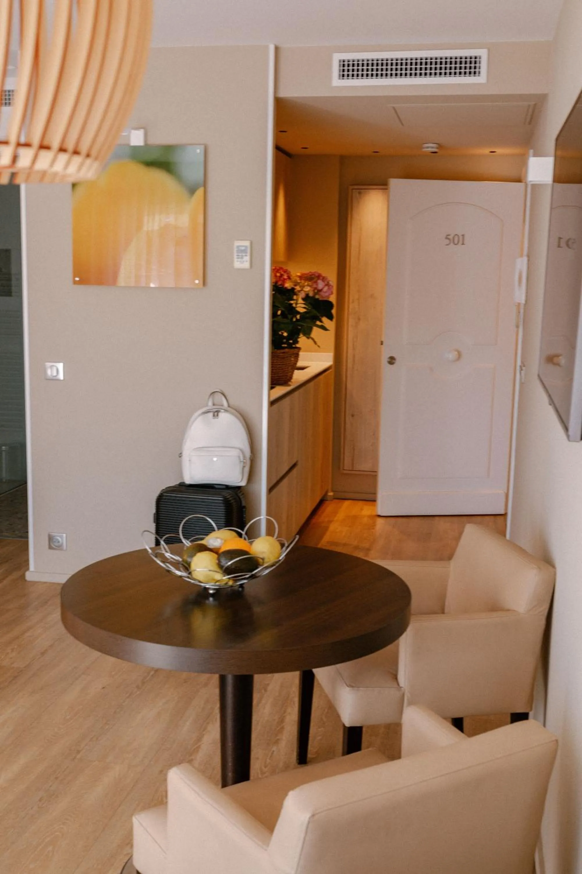 Dining area in Résidence Châteauneuf