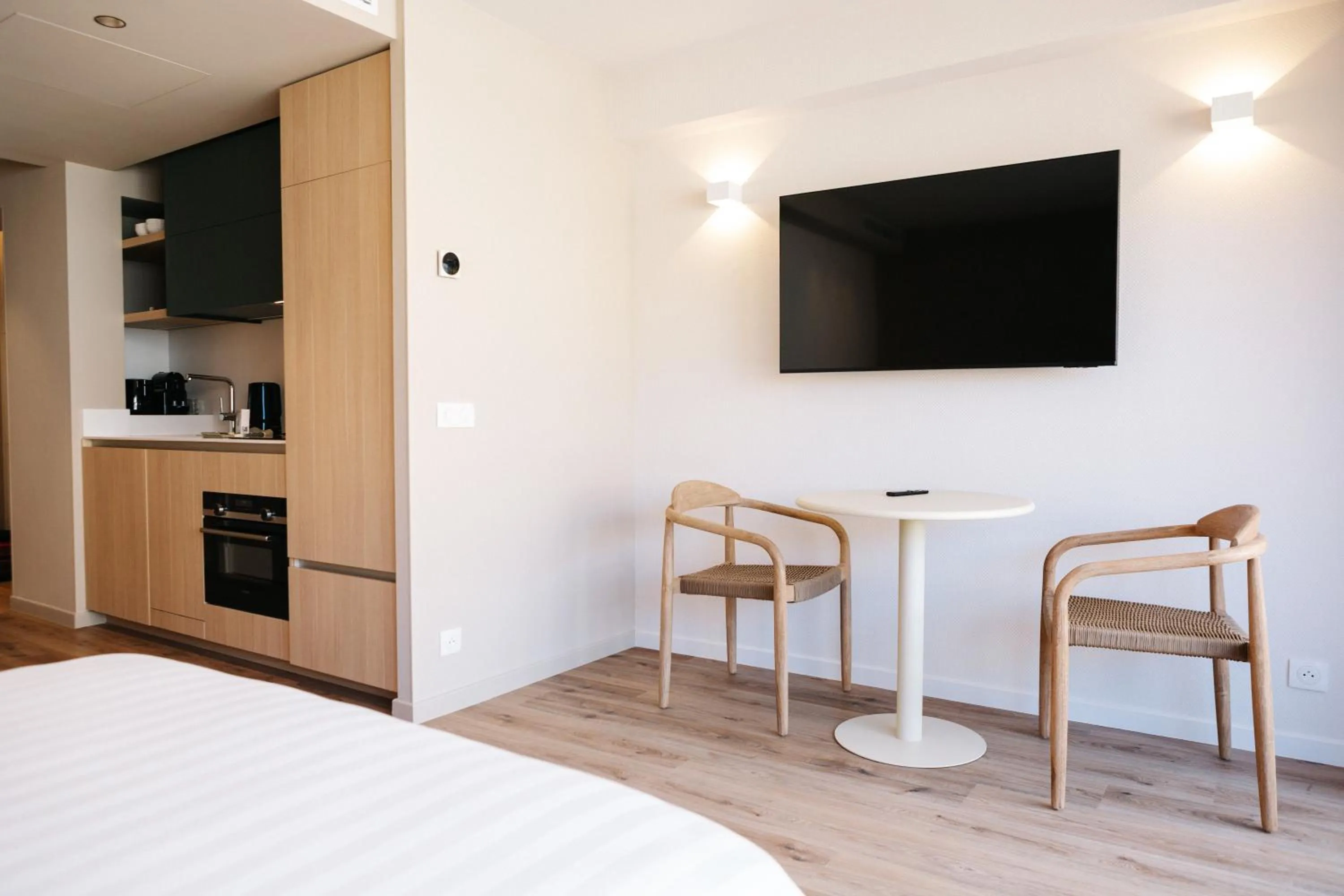 Bed in Résidence Châteauneuf