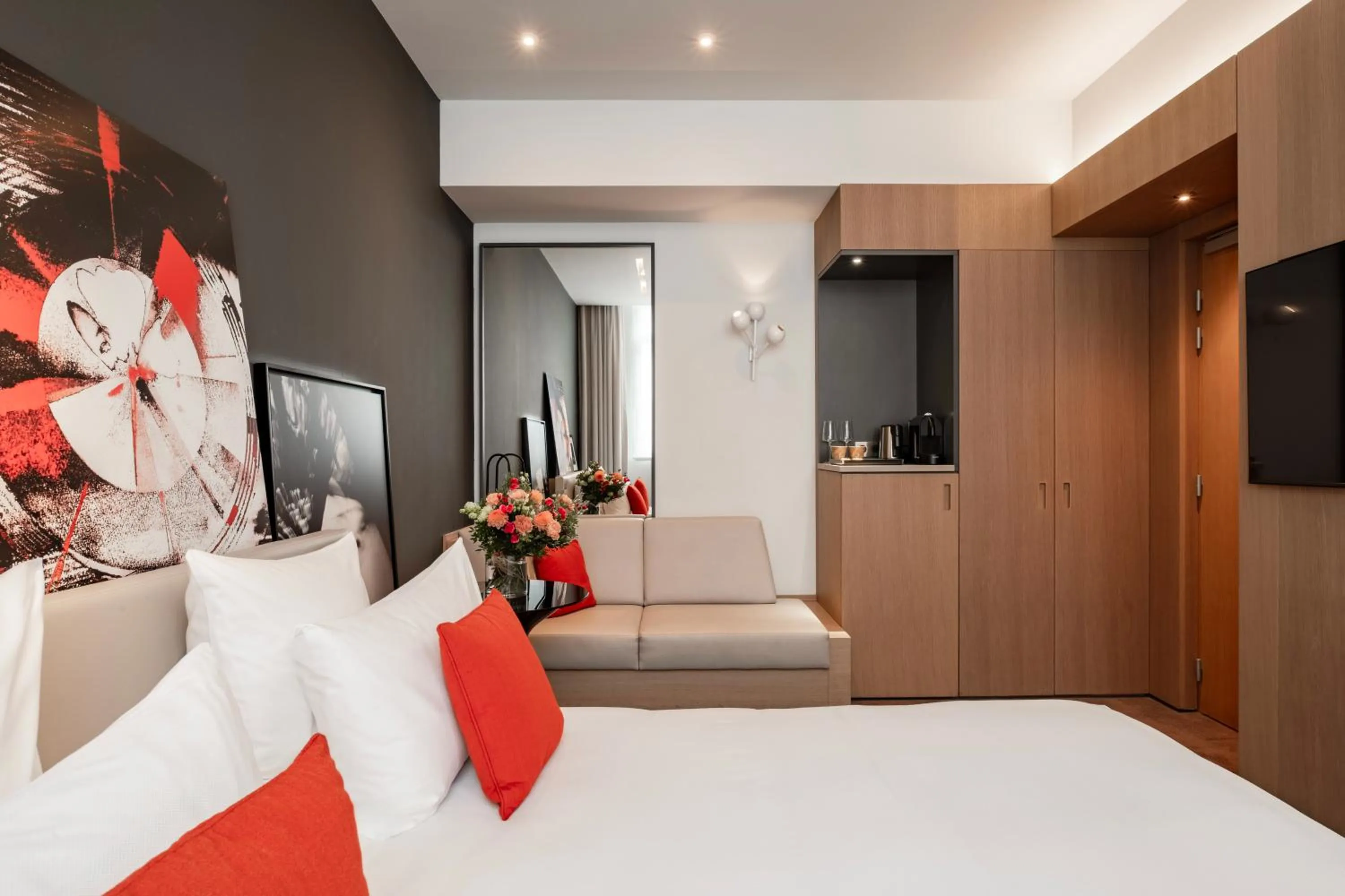 Bedroom, Bed in Le Cinq Codet
