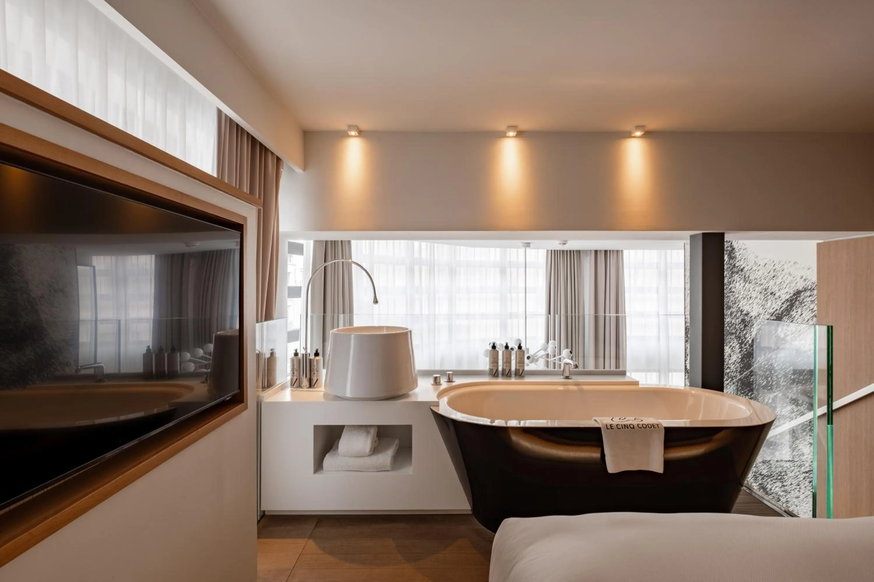 Bedroom in Le Cinq Codet