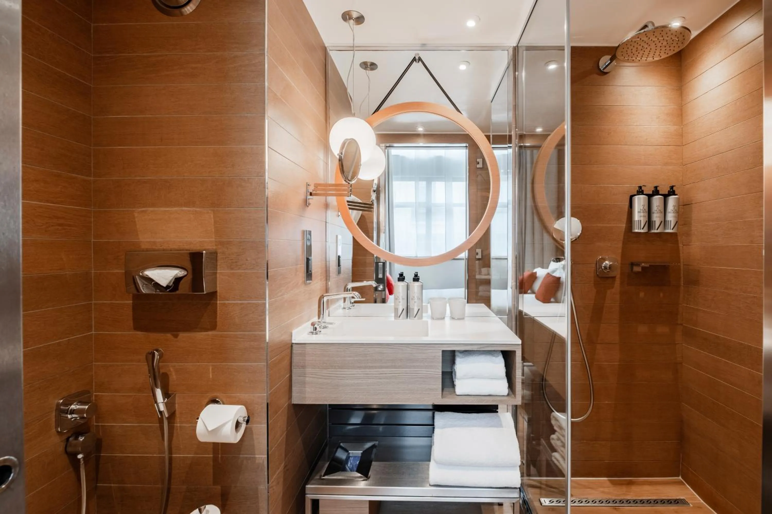 Bathroom in Le Cinq Codet