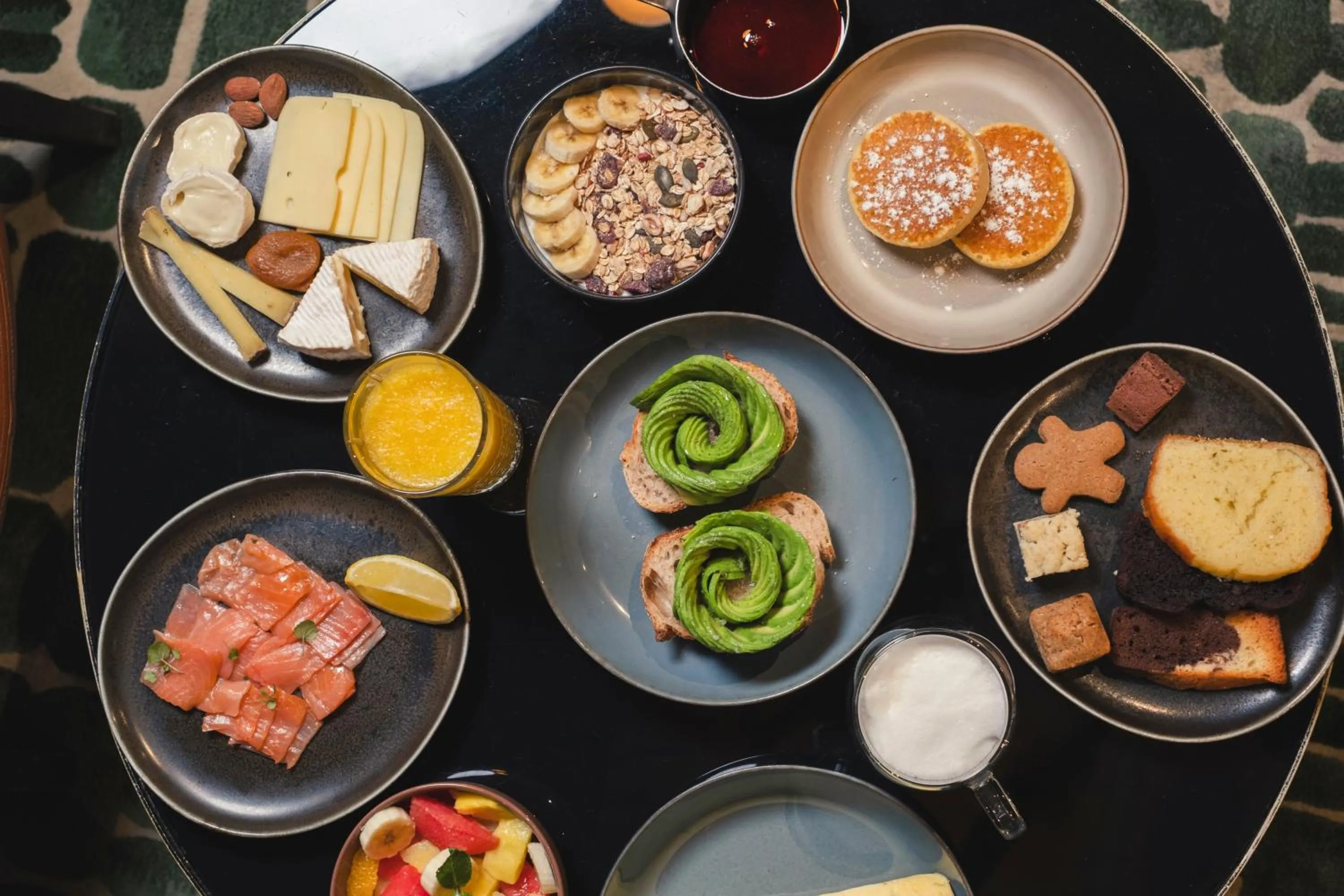 Breakfast in Le Cinq Codet