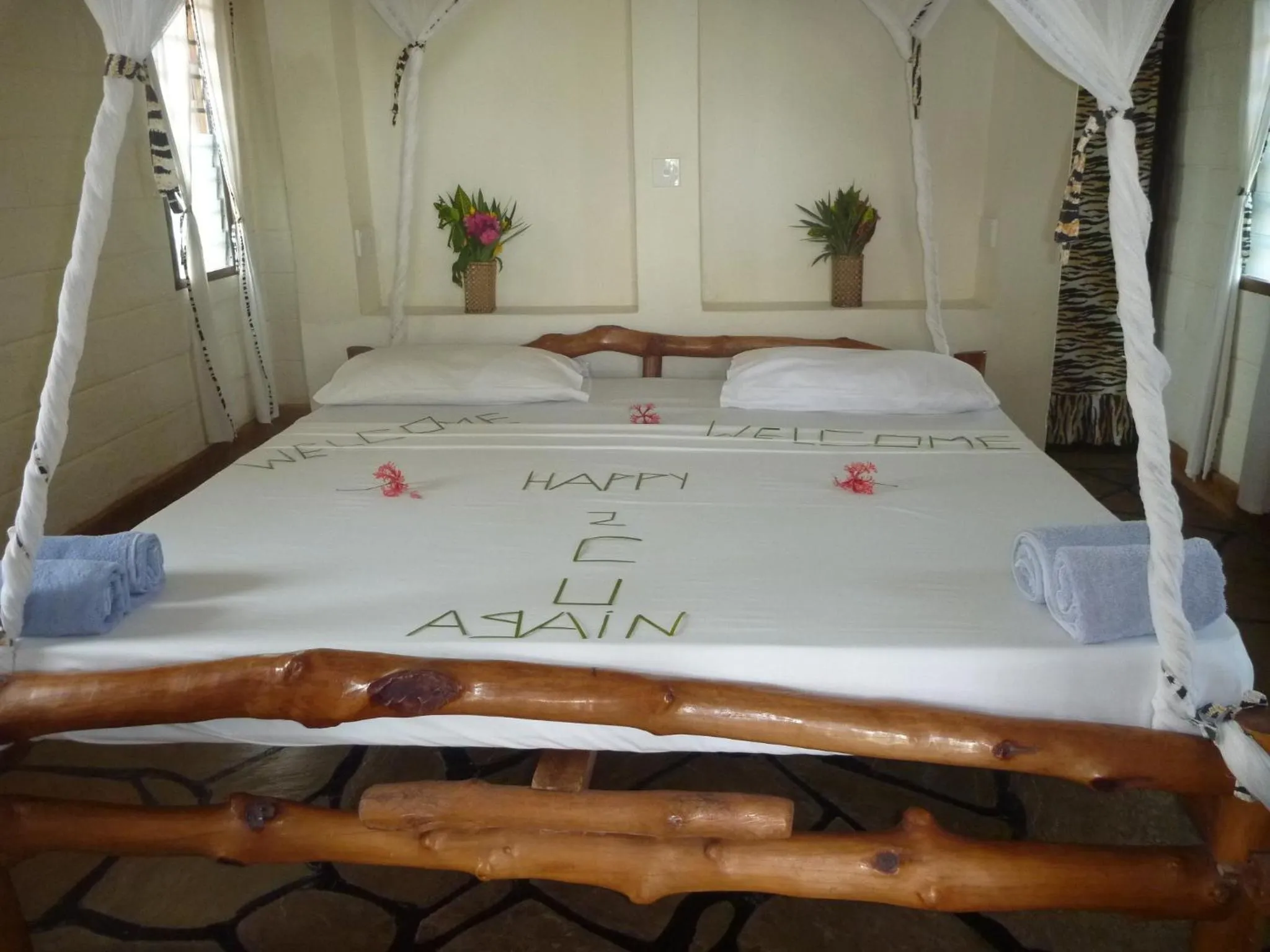 Bed in African Dream Cottages - Diani Beach