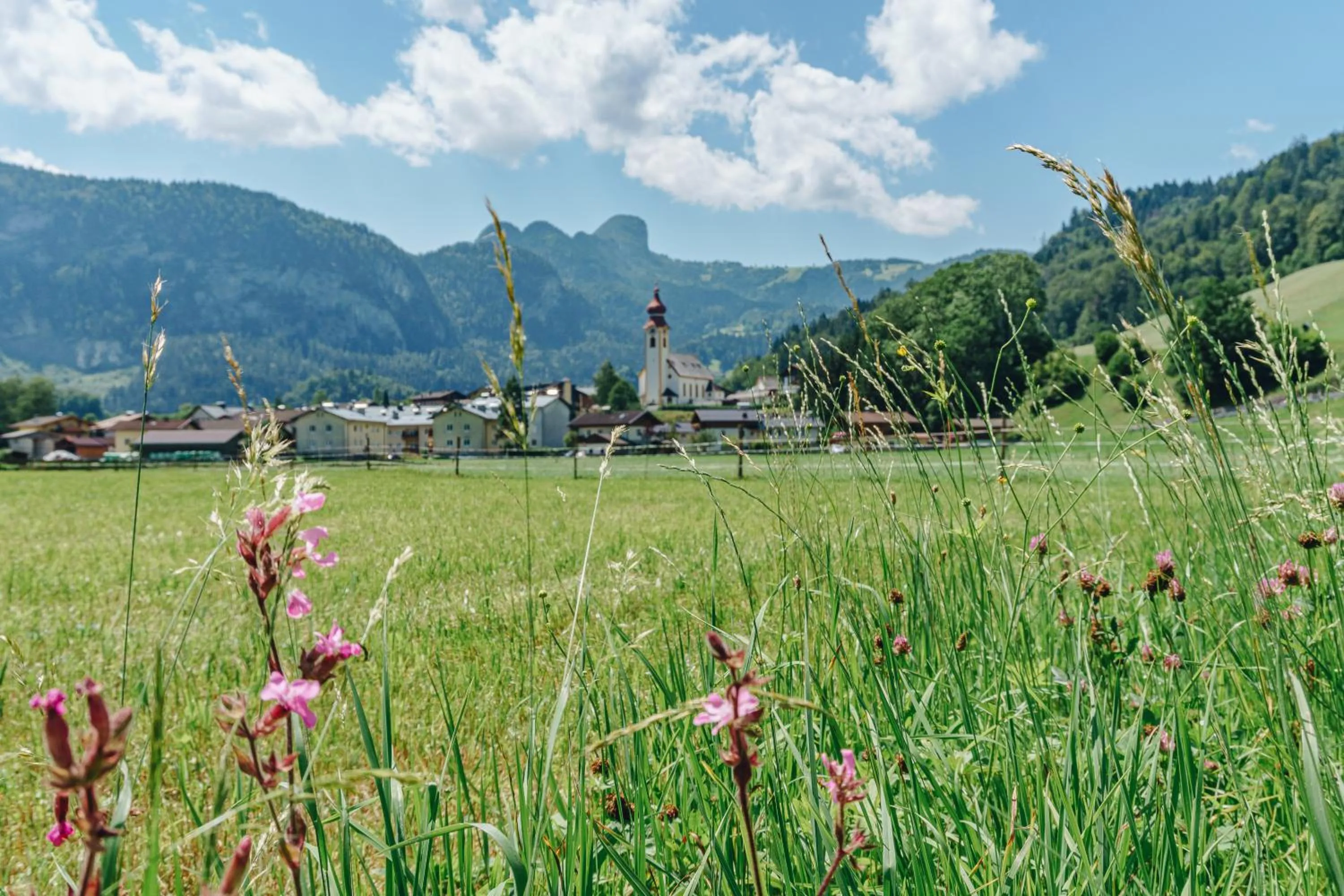 Property building in Dorfcafe Unken Hotelpension sWirtshaus im Dorf