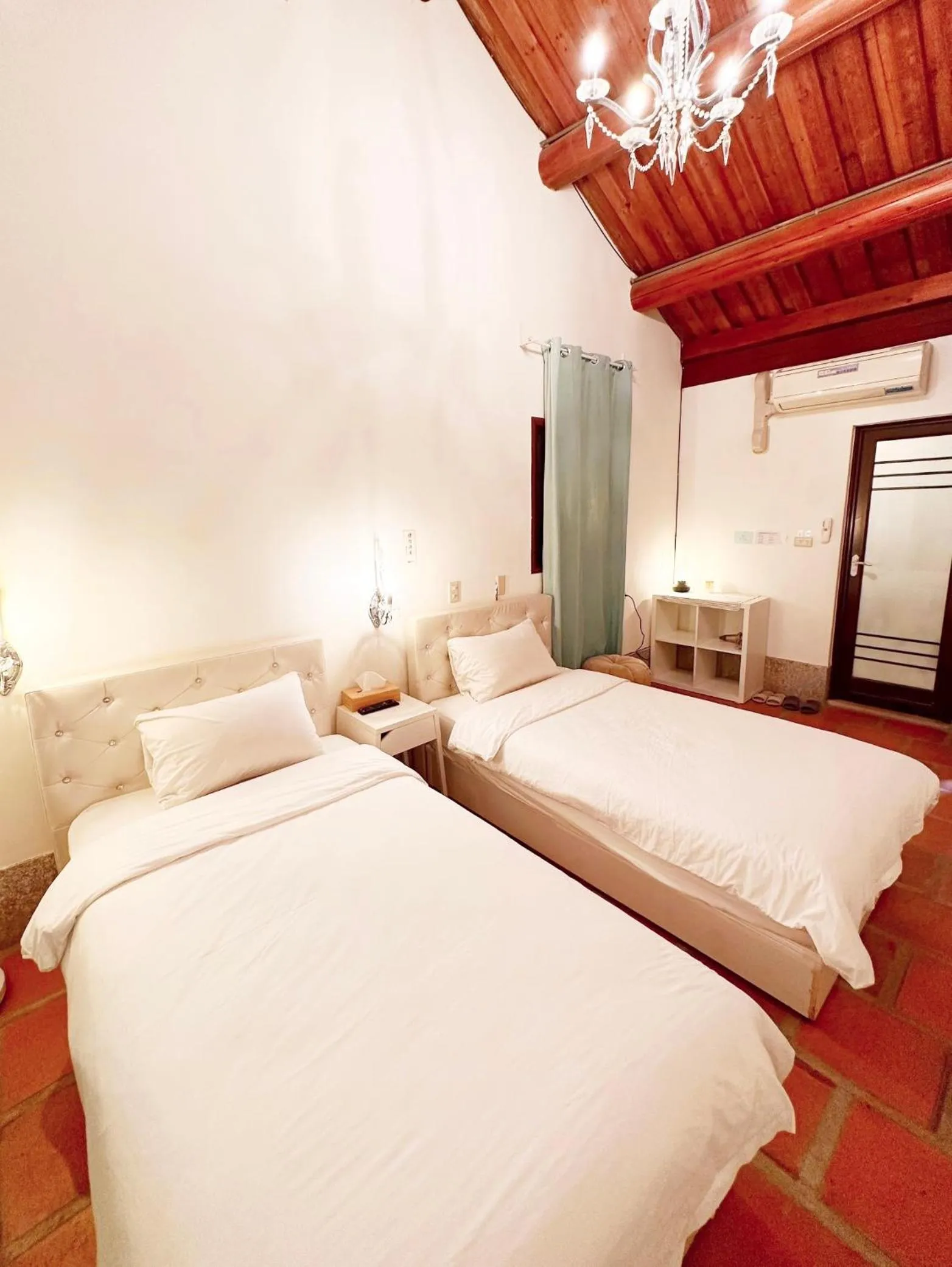 Bed in I-Shan B&B