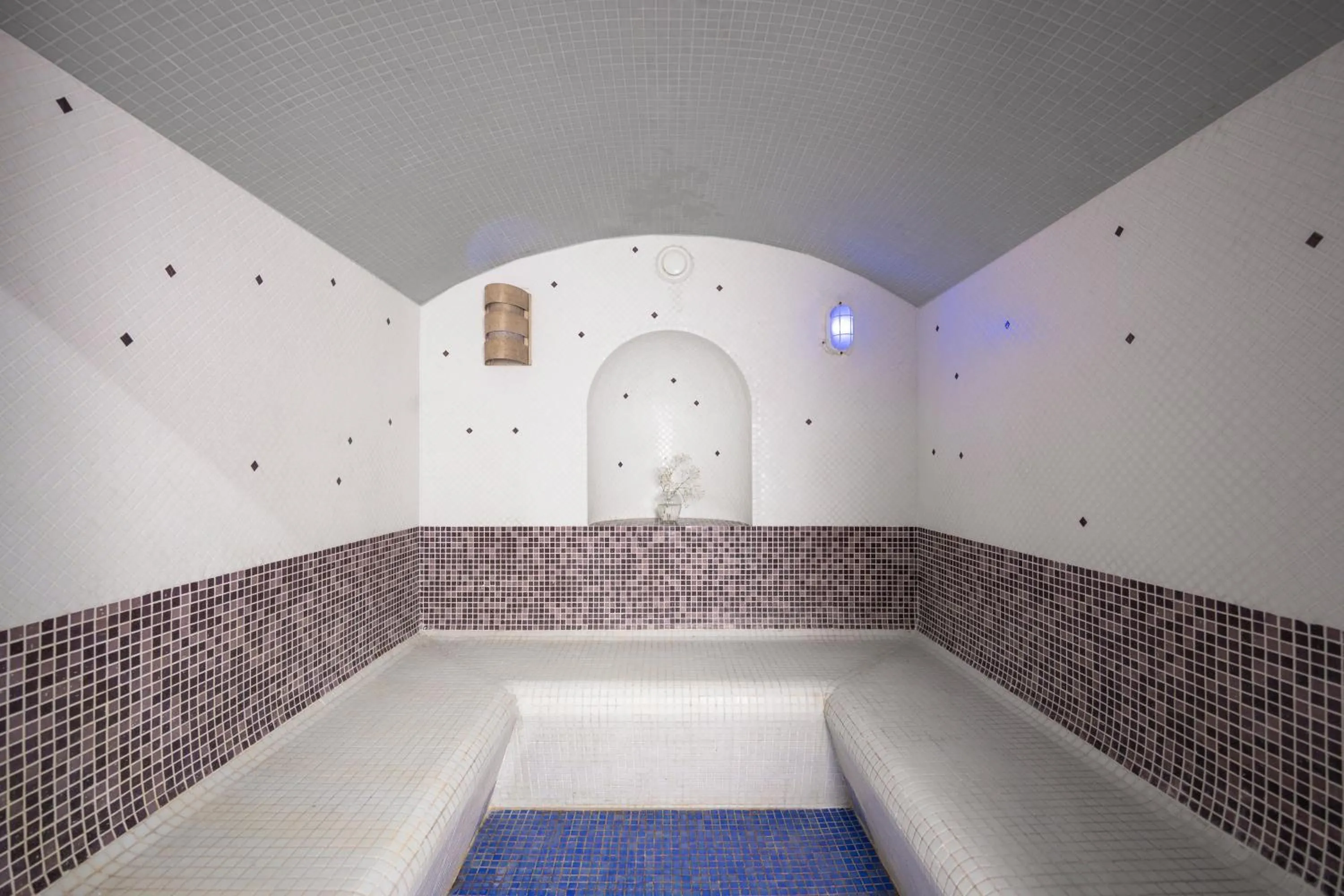 Spa and wellness centre/facilities in The Randolph Hotel Oxford, a Graduate by Hilton Hotel