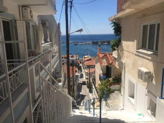 Neighbourhood in Jimmy's Apartments