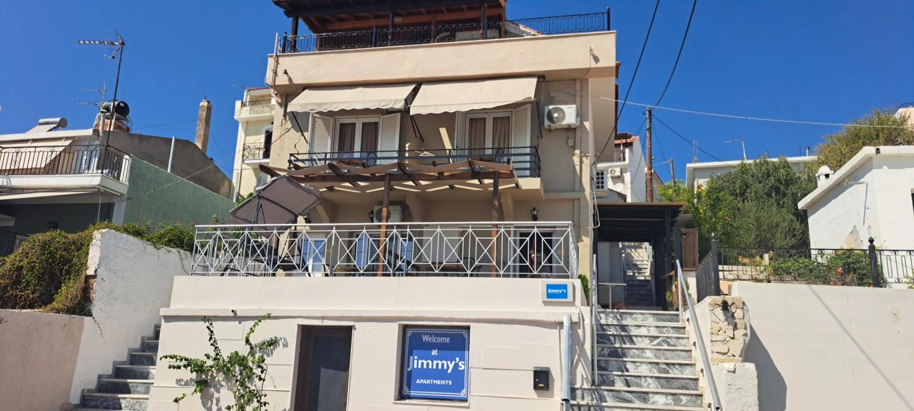 Property building in Jimmy's Apartments