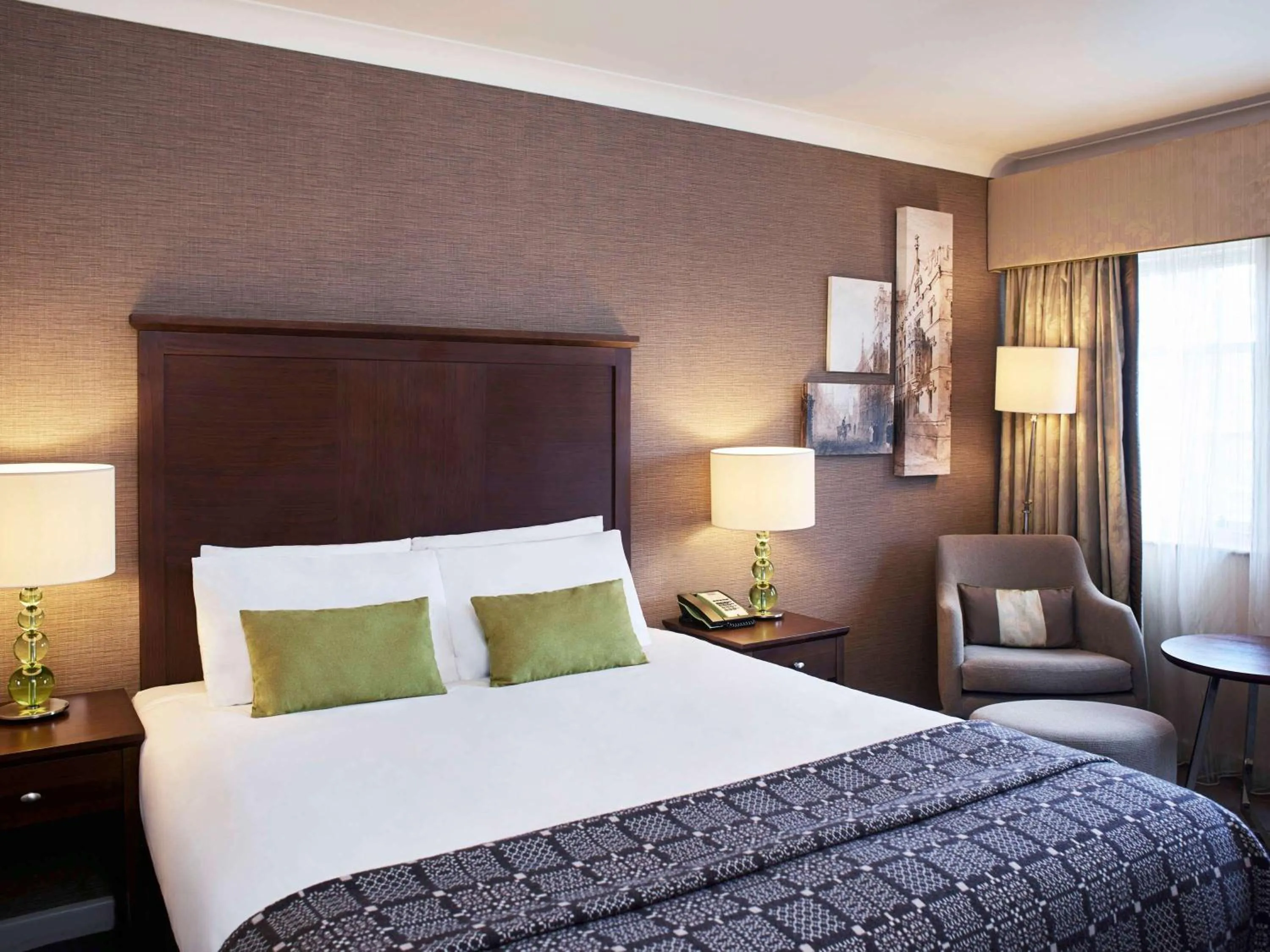 Classic Room in Mercure Exeter Southgate Hotel