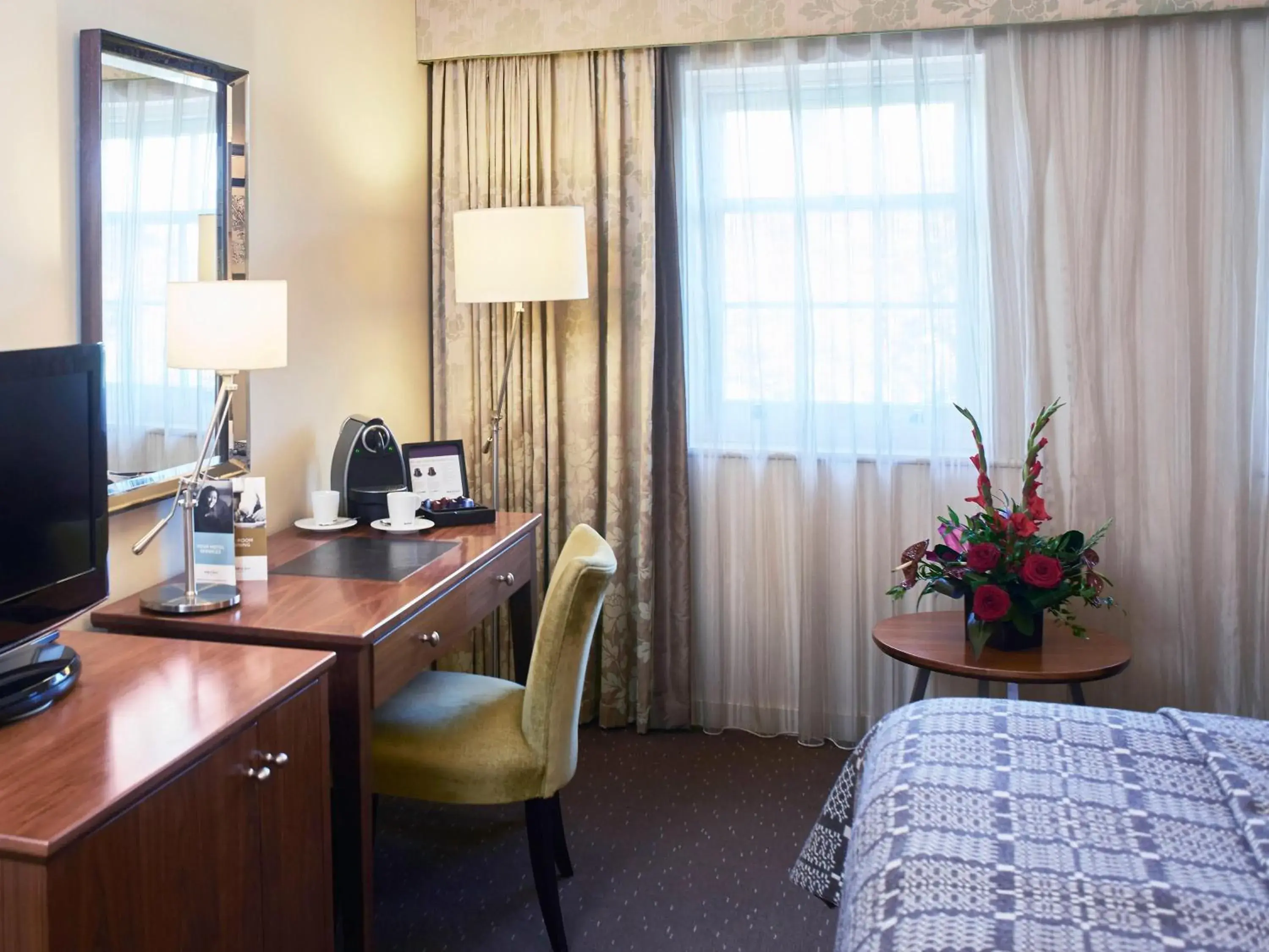 Accessible Privilege Room in Mercure Exeter Southgate Hotel Accessible Privilege Room in Mercure Exeter Southgate Hotel