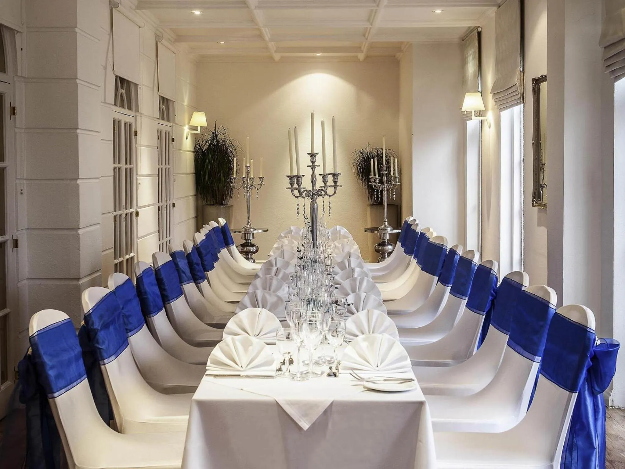 wedding in Mercure Exeter Southgate Hotel