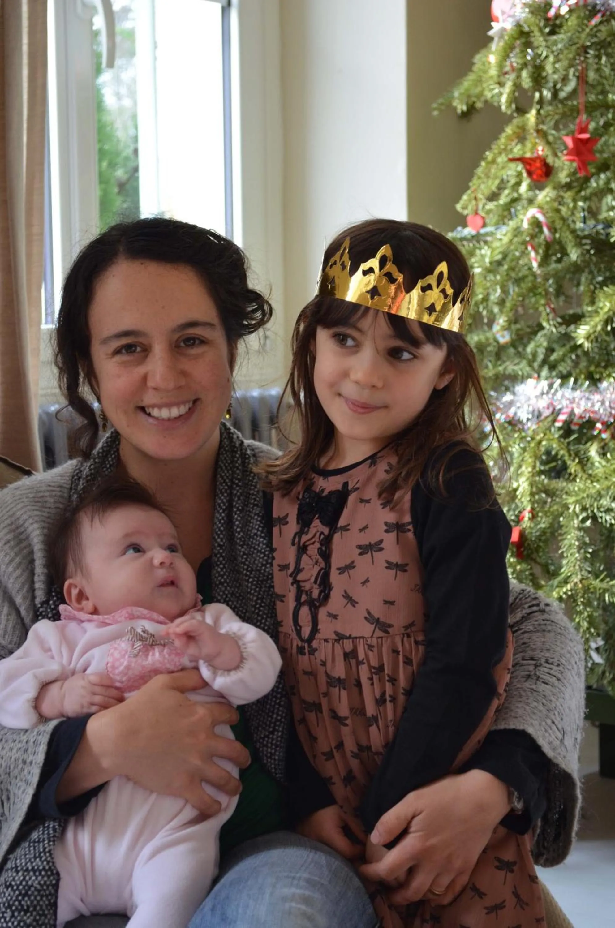 Family in Le Jardin Secret