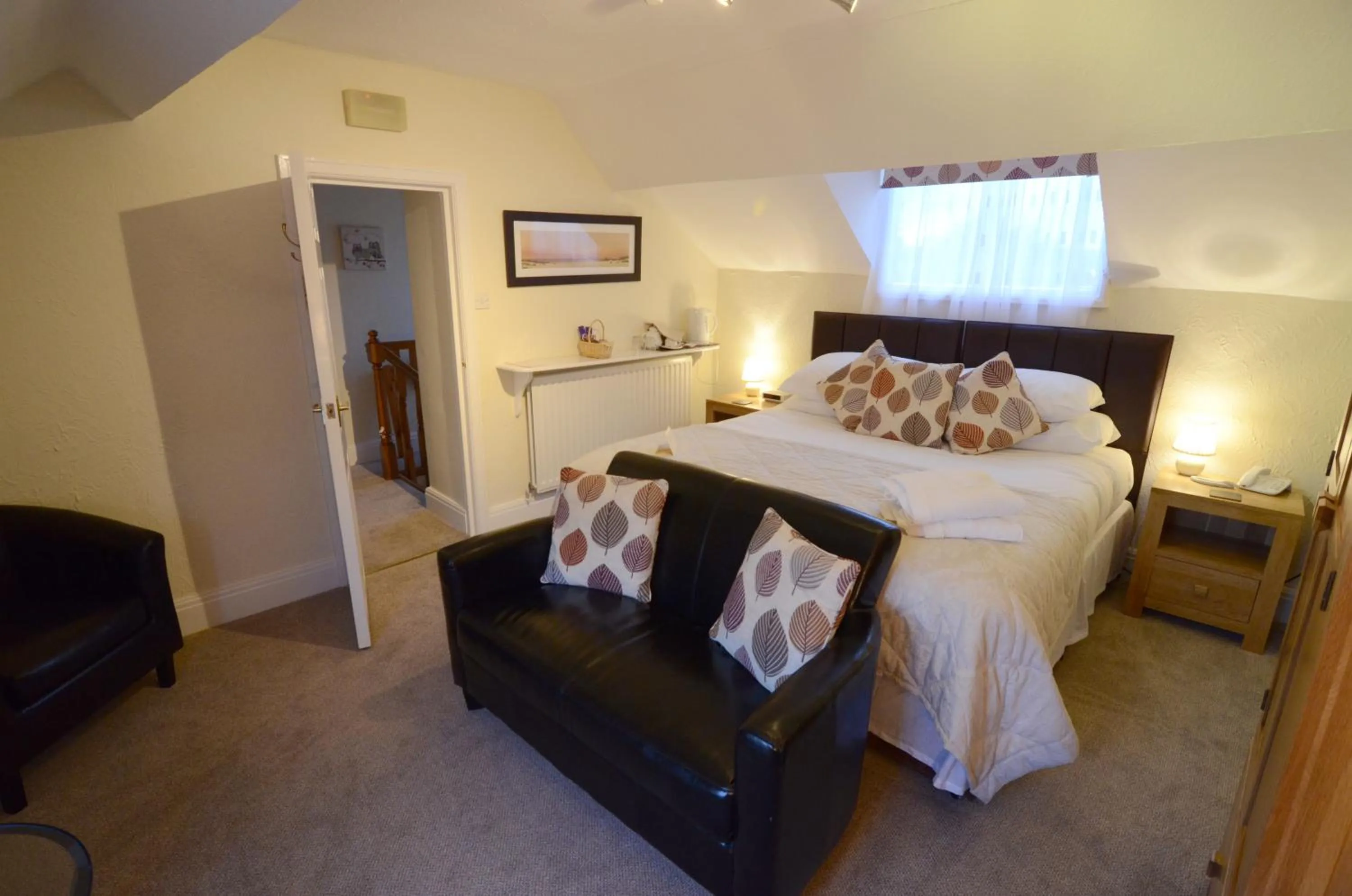 Day, Bed in Ellerby Country Inn