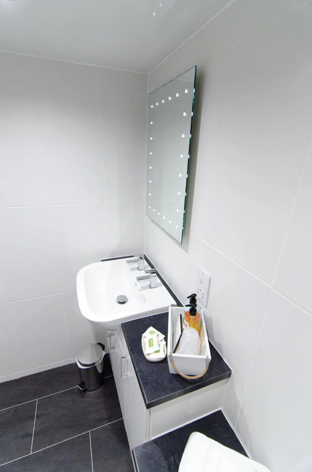 Bathroom in Ellerby Country Inn