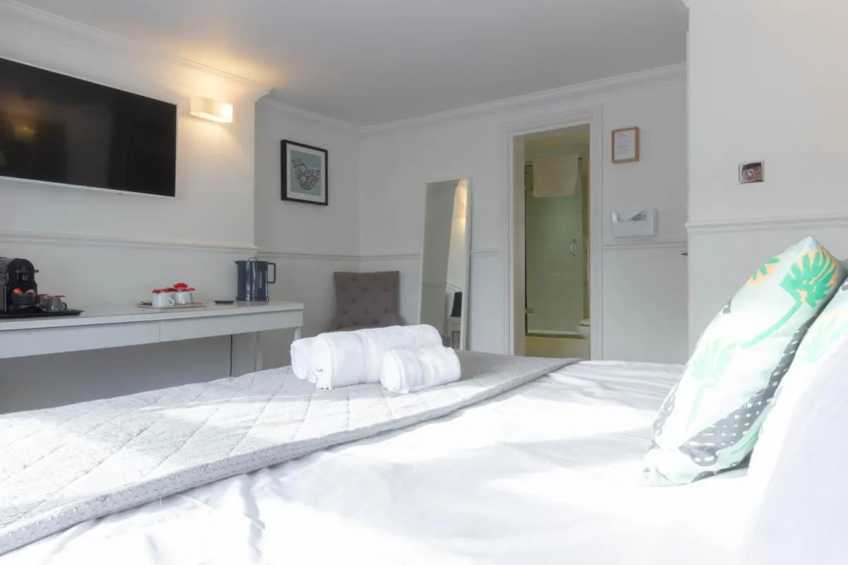 Photo of the whole room, Bed in The White House