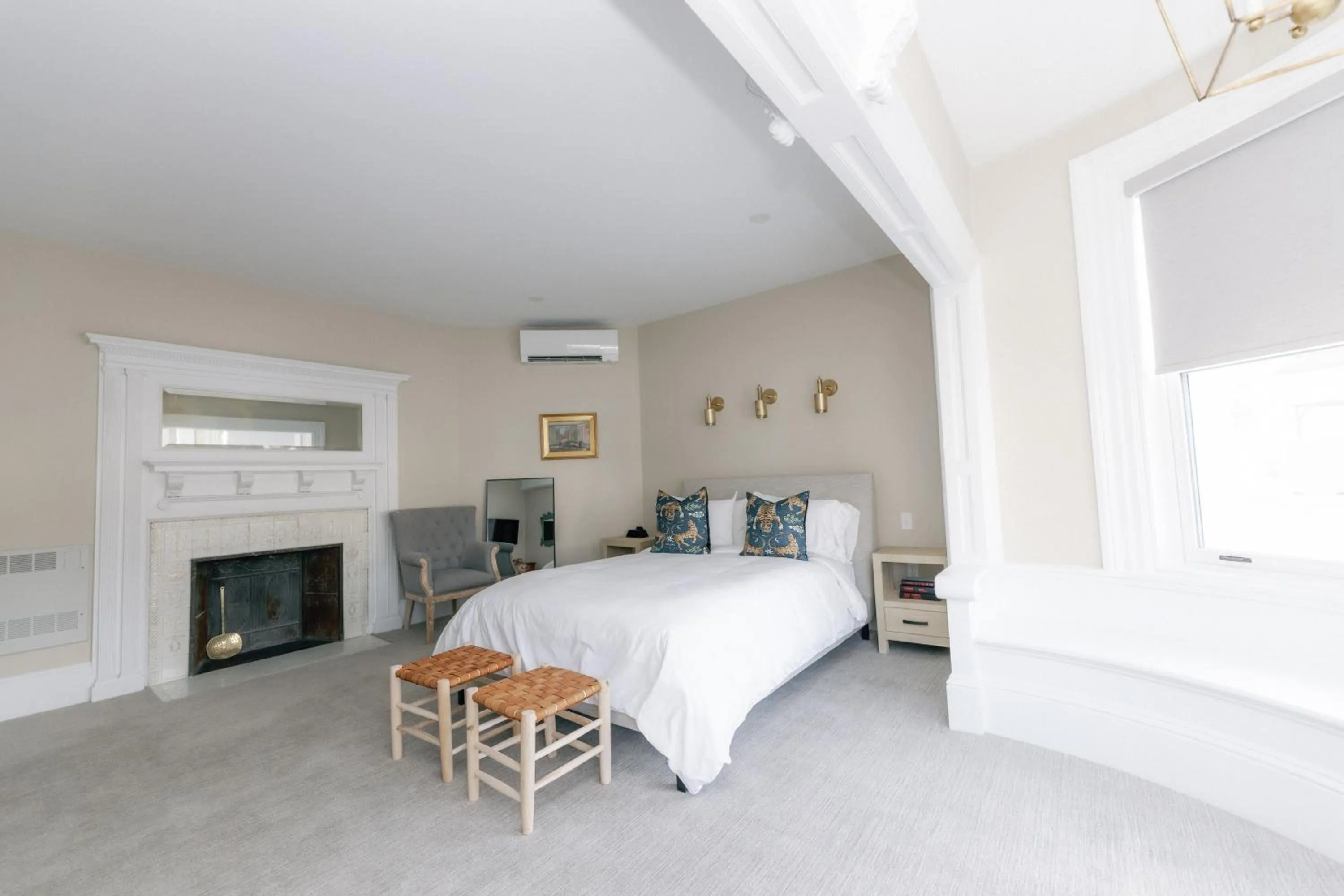 Bed in The Bell Inn