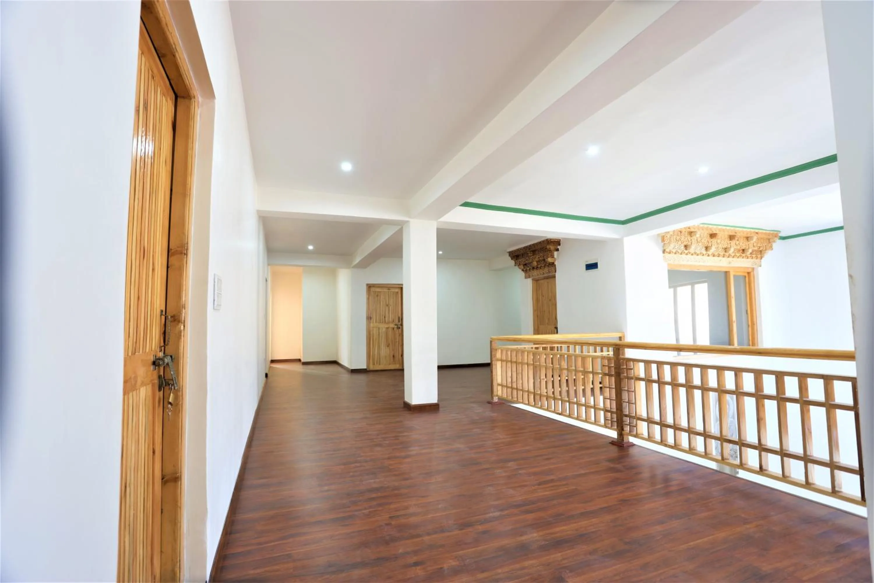 Area and facilities in Paradise Shey