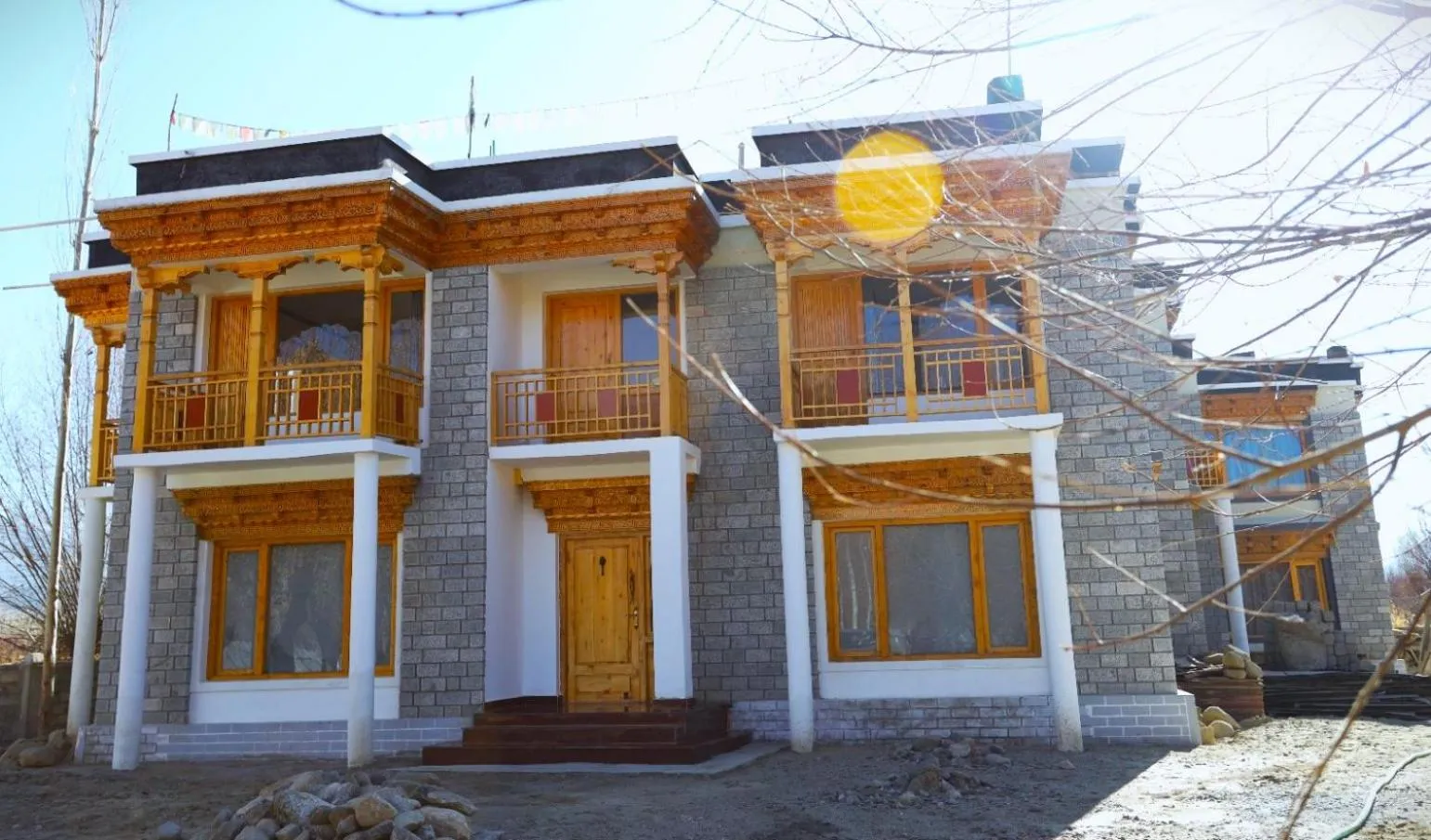 Property building in Paradise Shey