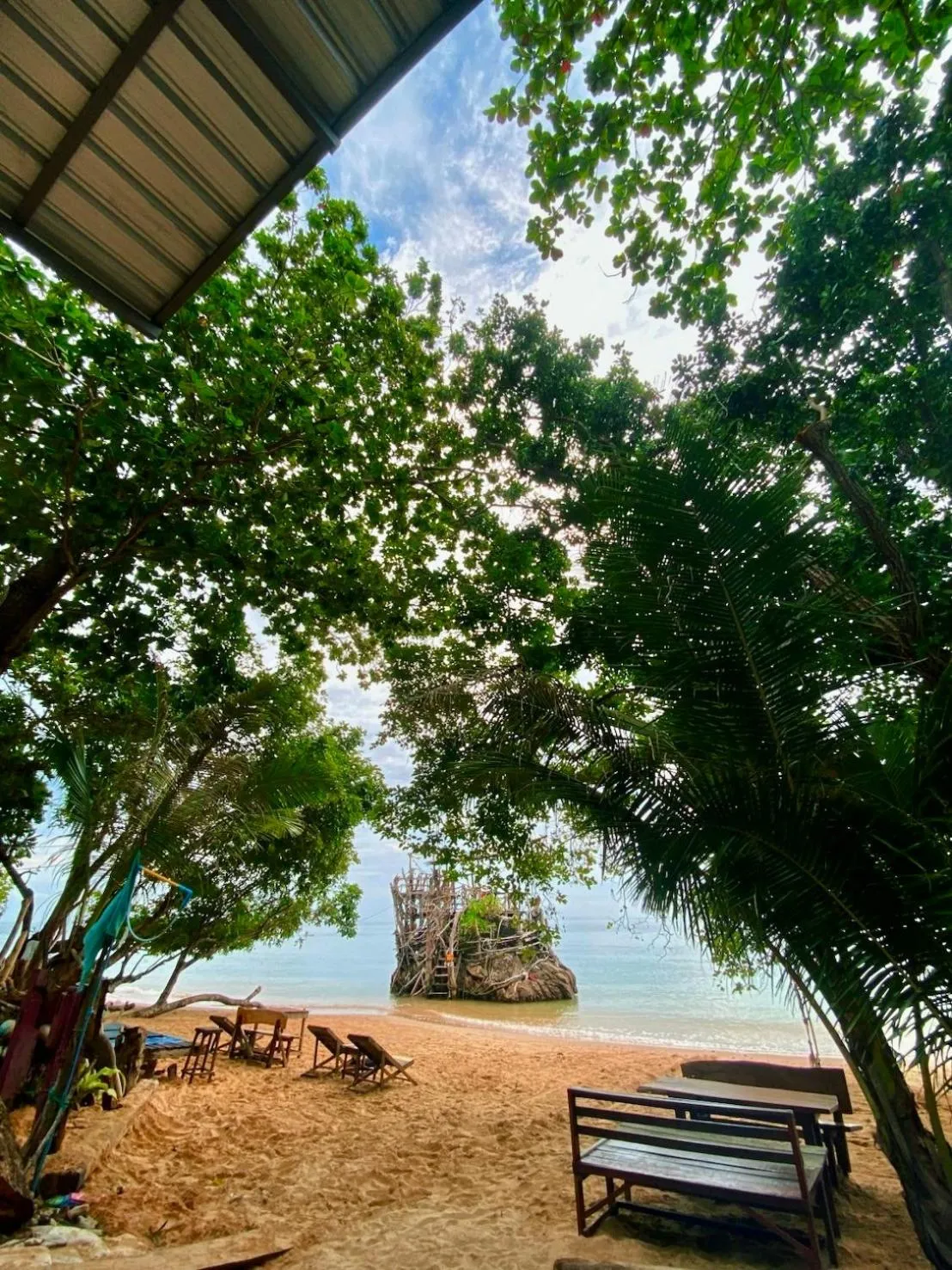 Beach in Koh Phu Valley
