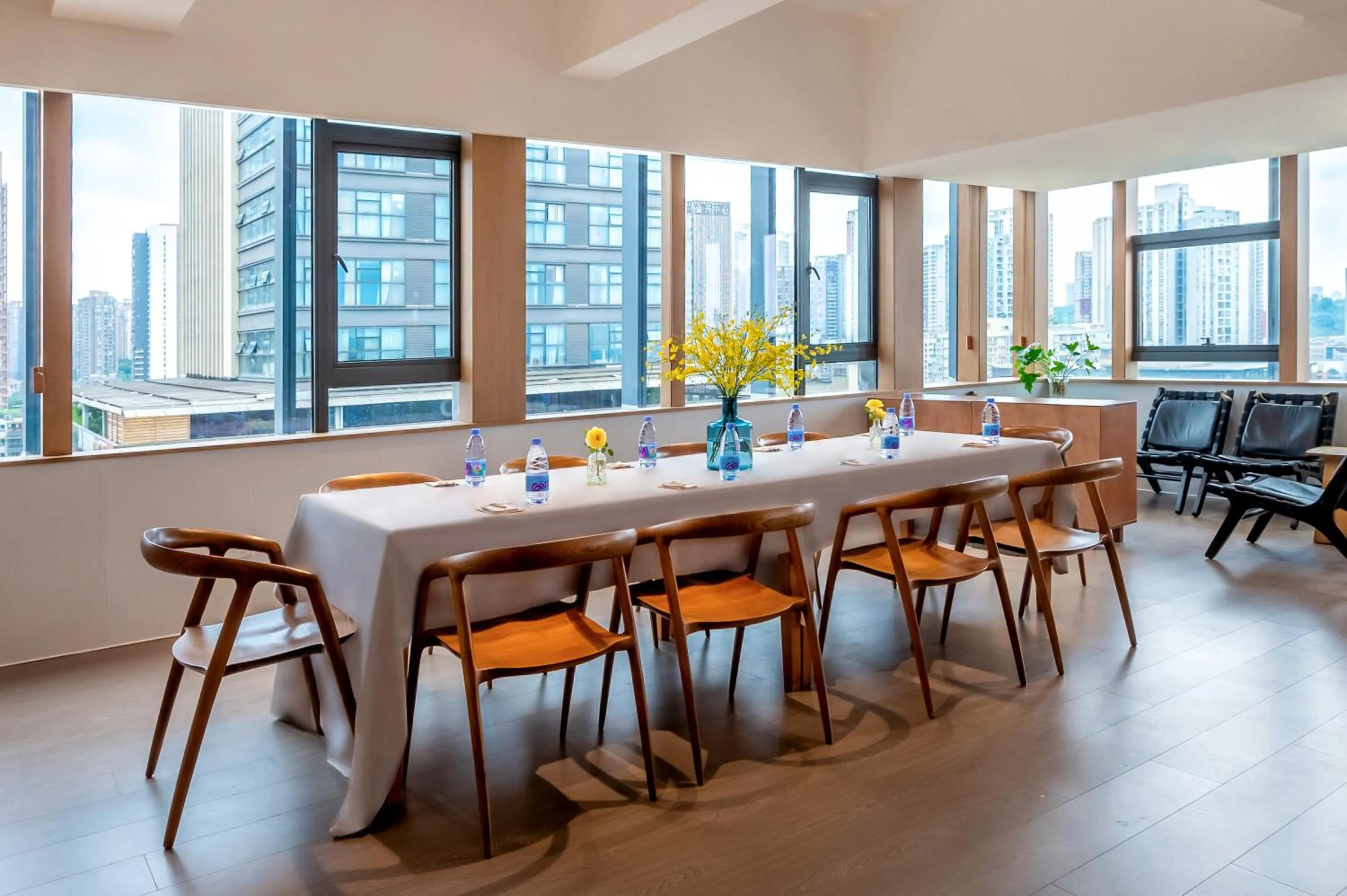 Meeting/conference room in Wuyu Hotel - Chongqing Jiangbei Airport & Light Rail