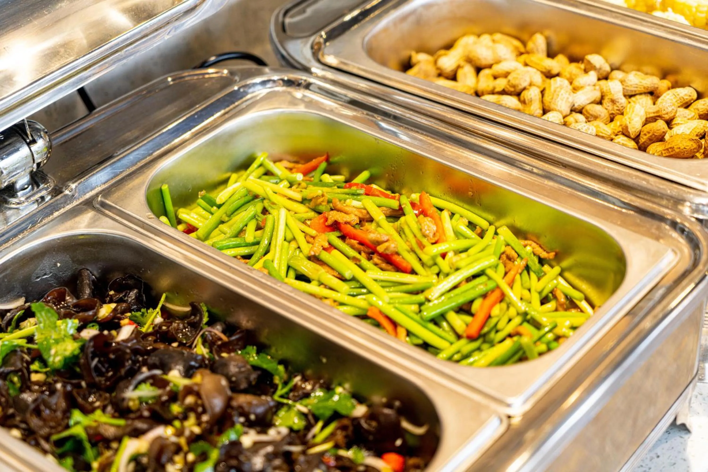 Breakfast in Wuyu Hotel - Chongqing Jiangbei Airport & Light Rail