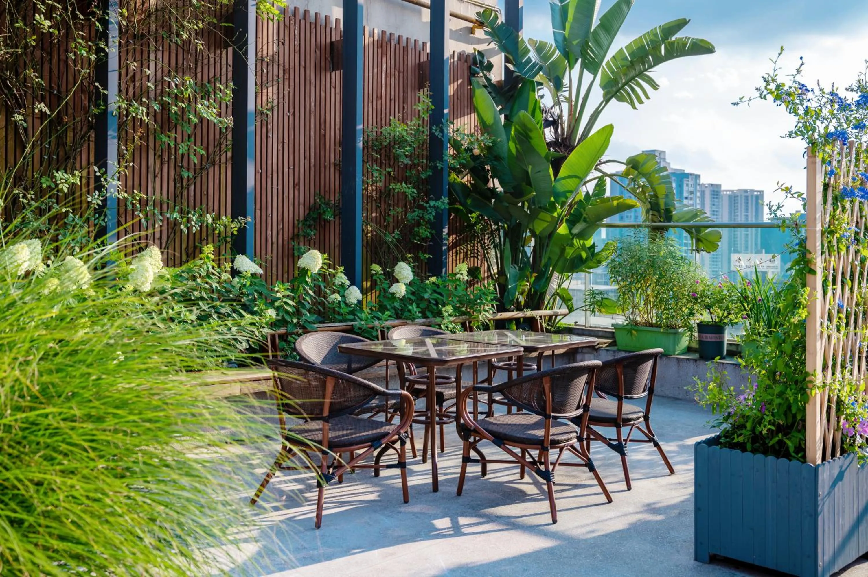 Restaurant/places to eat in Wuyu Hotel - Chongqing Jiangbei Airport & Light Rail