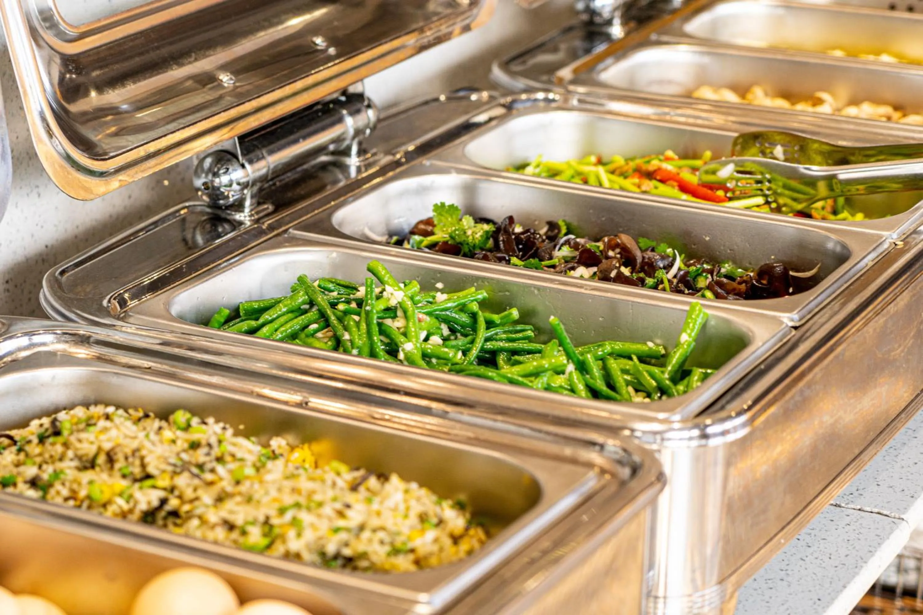 Breakfast in Wuyu Hotel - Chongqing Jiangbei Airport & Light Rail