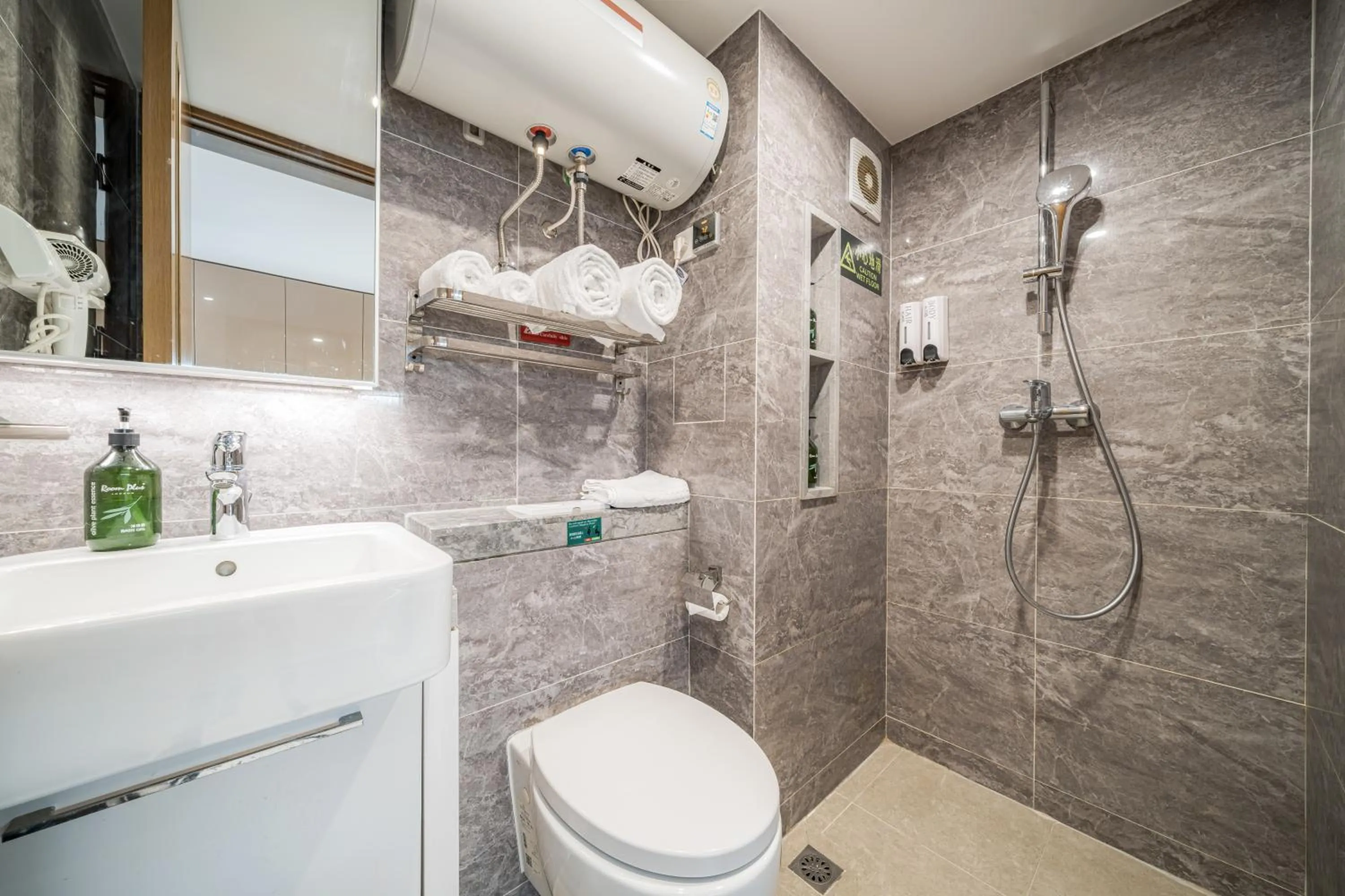 Toilet in Gepai Executive Apartment - Shenzhen Futian Convention and Exhibition Center