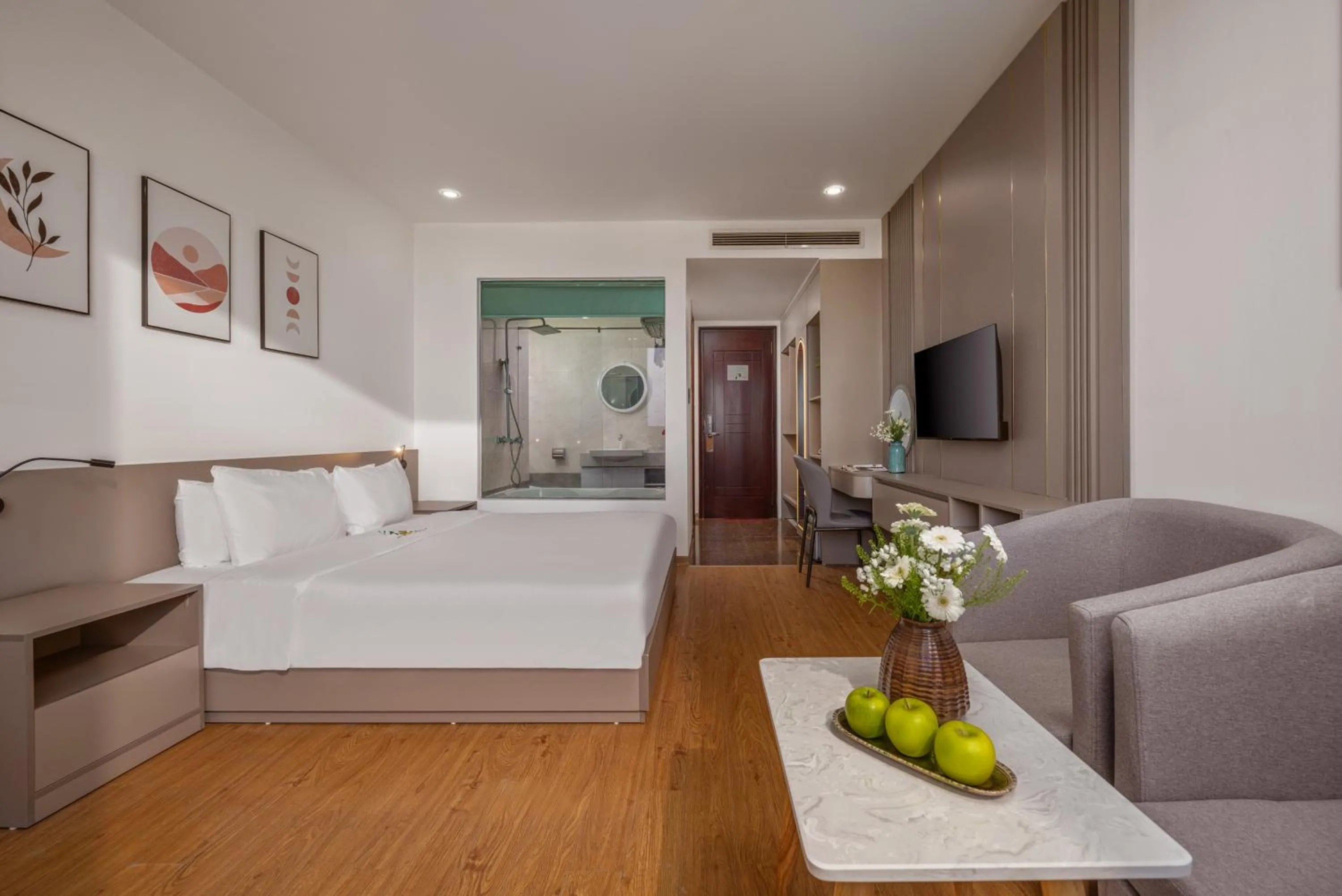 Bedroom, Bed in Fansipan Da Nang Hotel