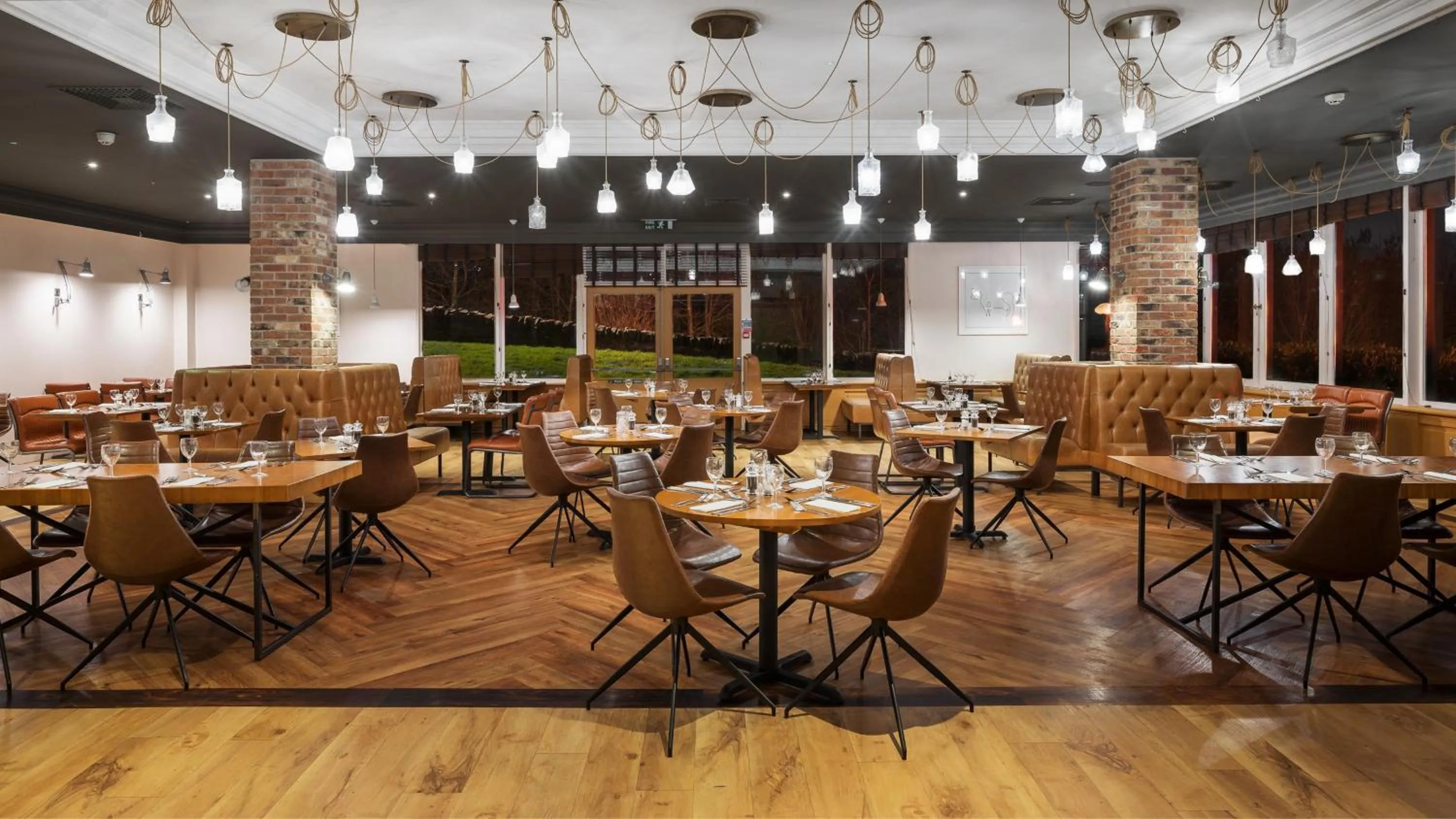 Restaurant/places to eat in Holiday Inn Leeds Brighouse by IHG