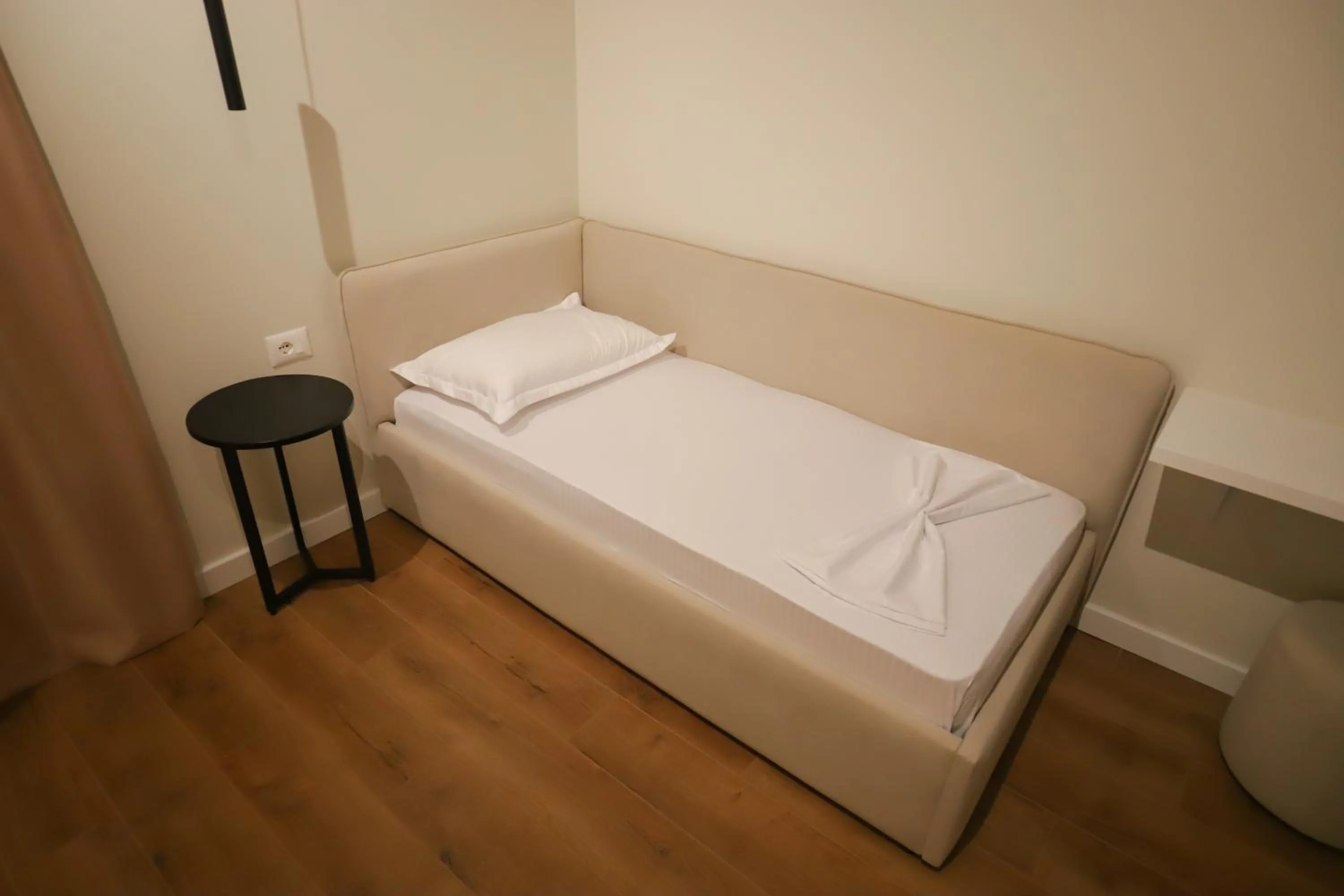 Bed in Hotel Relax City Center