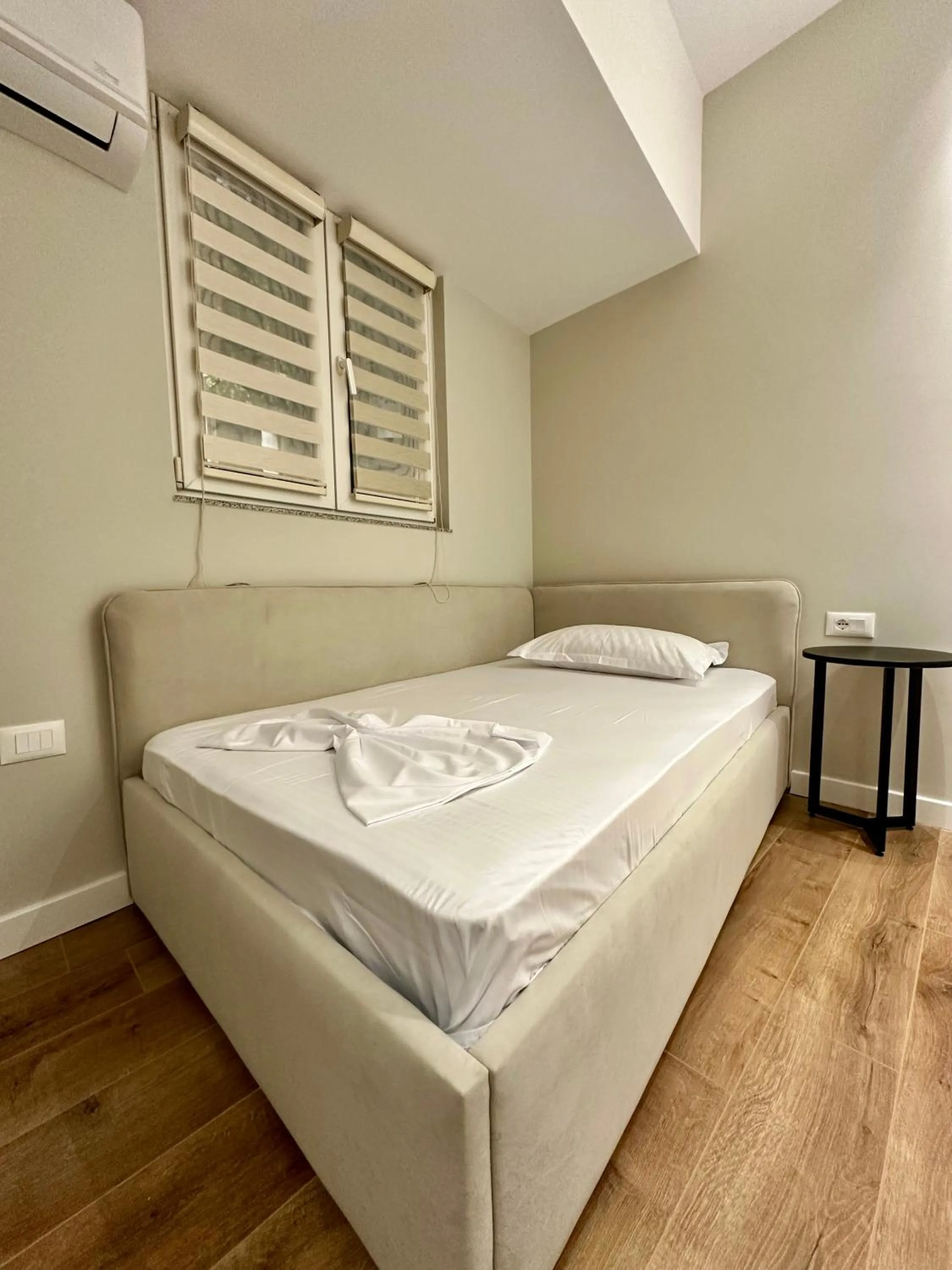 Bed in Hotel Relax City Center