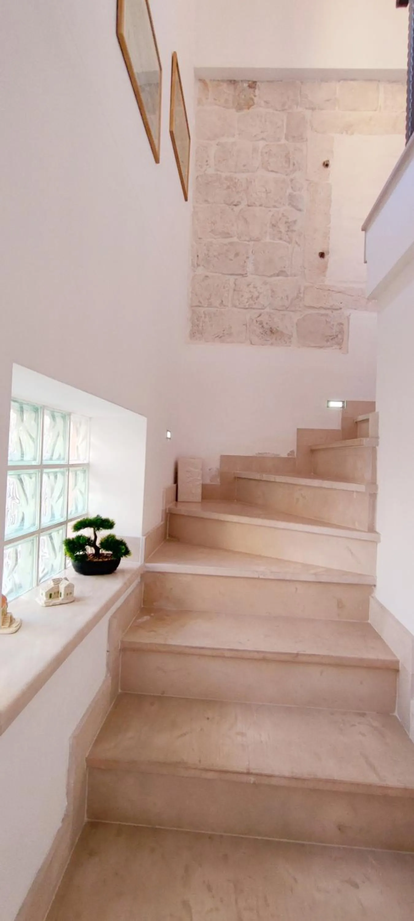 Photo of the whole room in Apartments Trabakul
