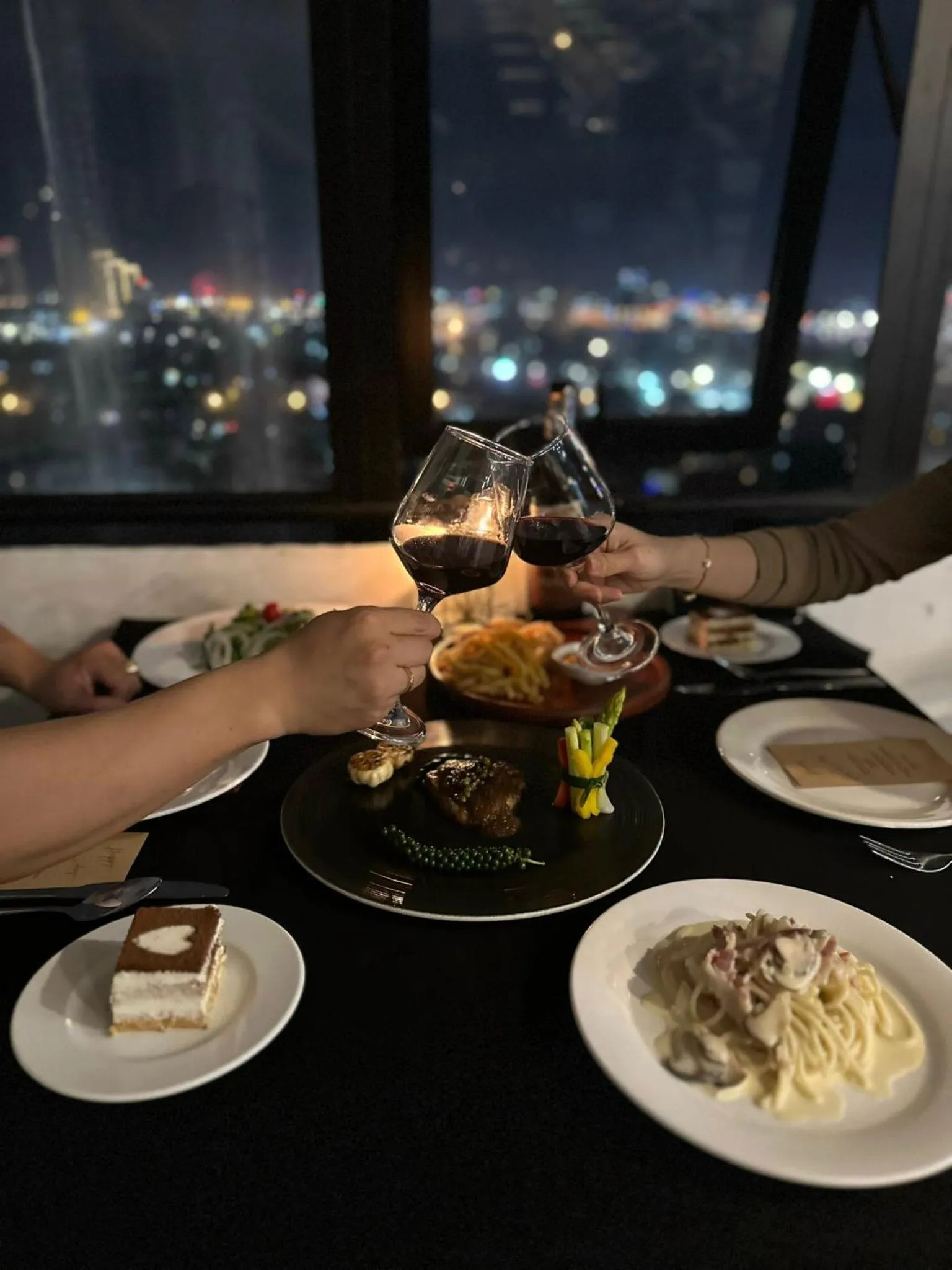 Restaurant/places to eat in ViAn Hotel And Spa Danang