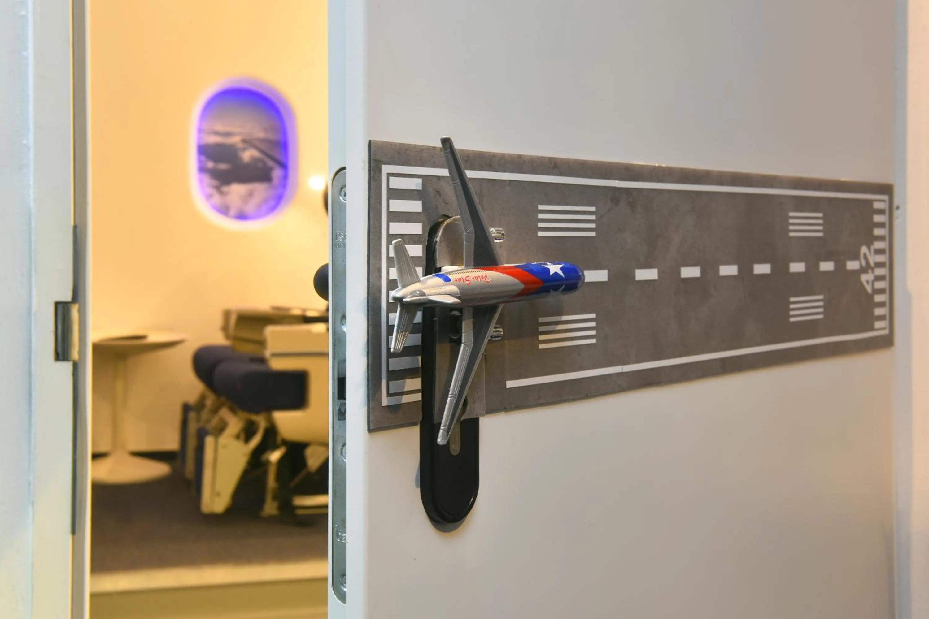 Decorative detail in Walk Inn Váci 42