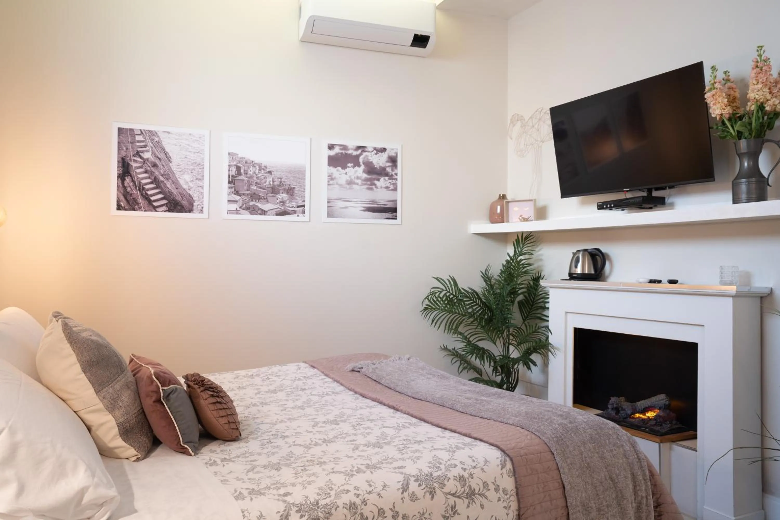 Bedroom, Bed in Le 5 Terre La Spezia