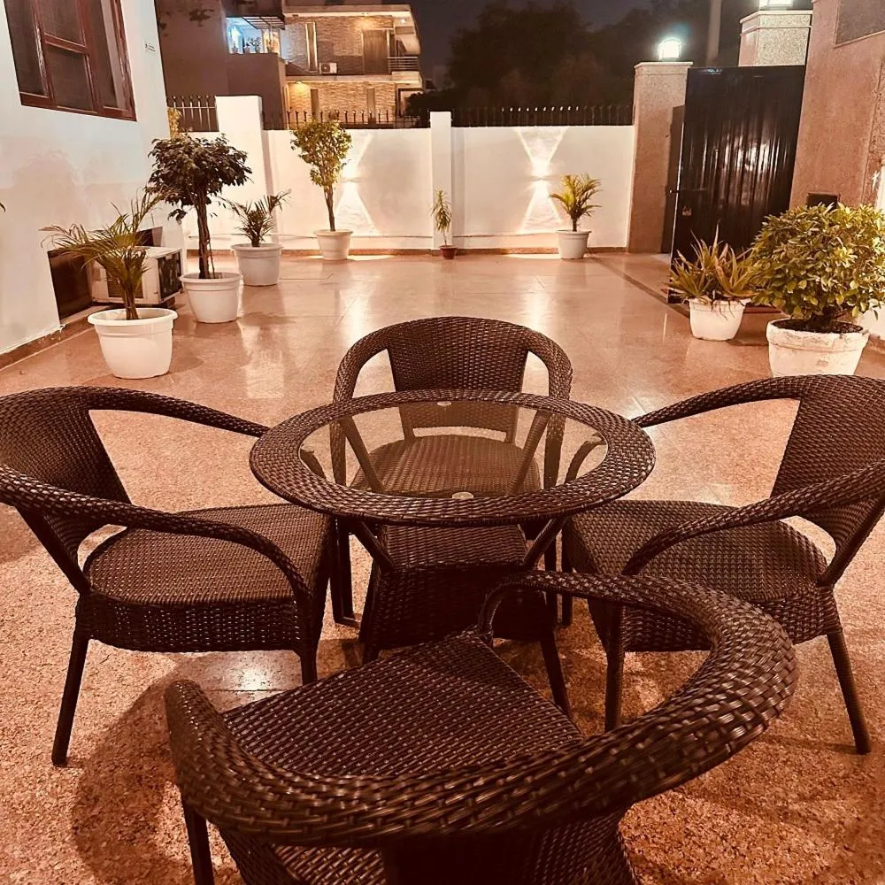 HOLLYHOCKS RESIDENCY