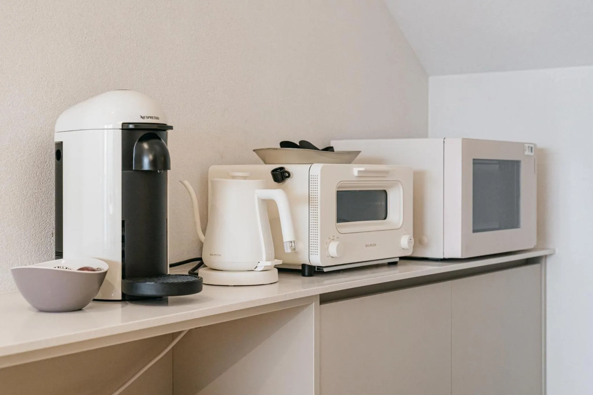 Coffee/tea facilities in Ddosi Aewol Pool Villa