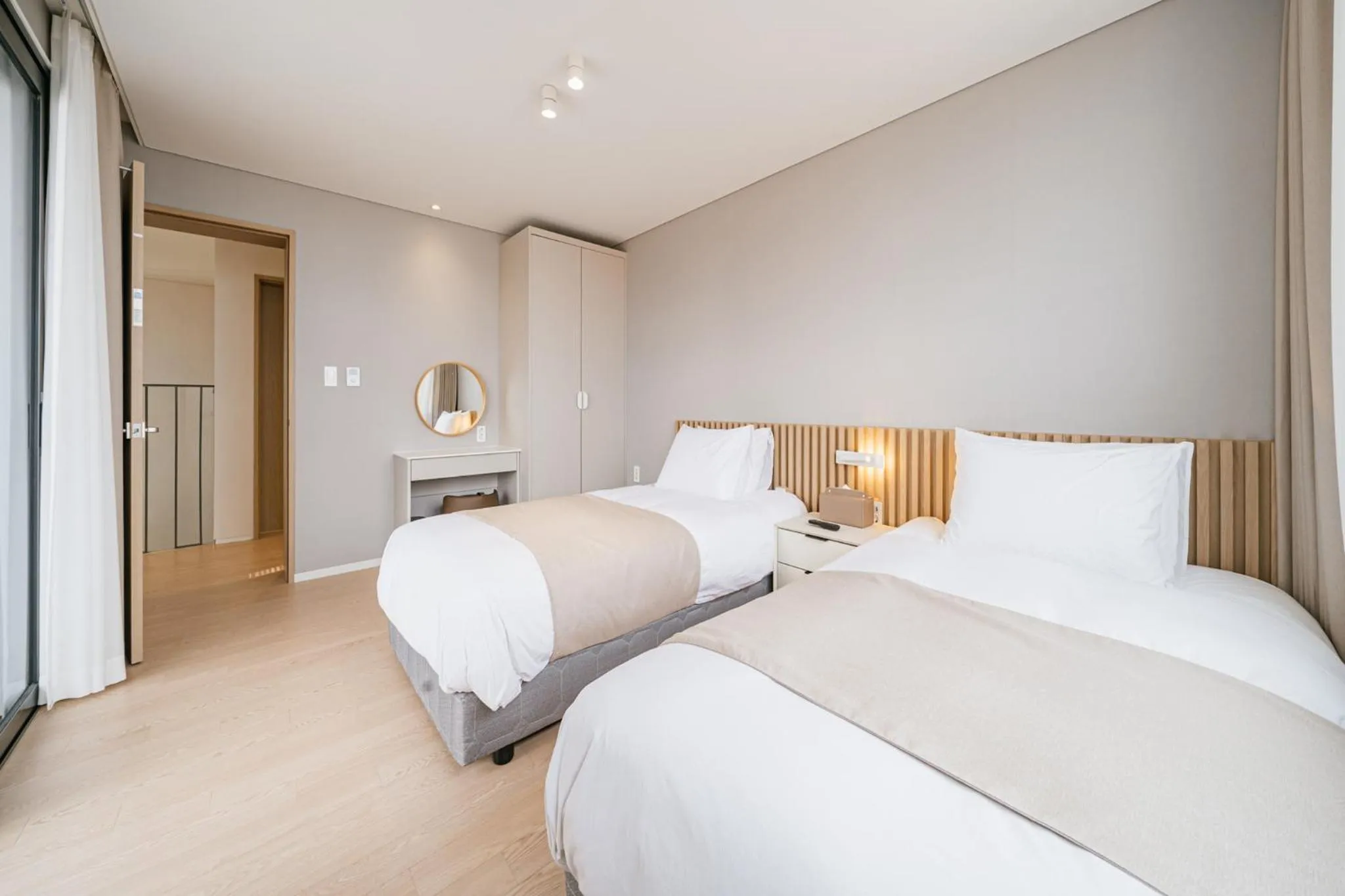 Bed in Ddosi Aewol Pool Villa