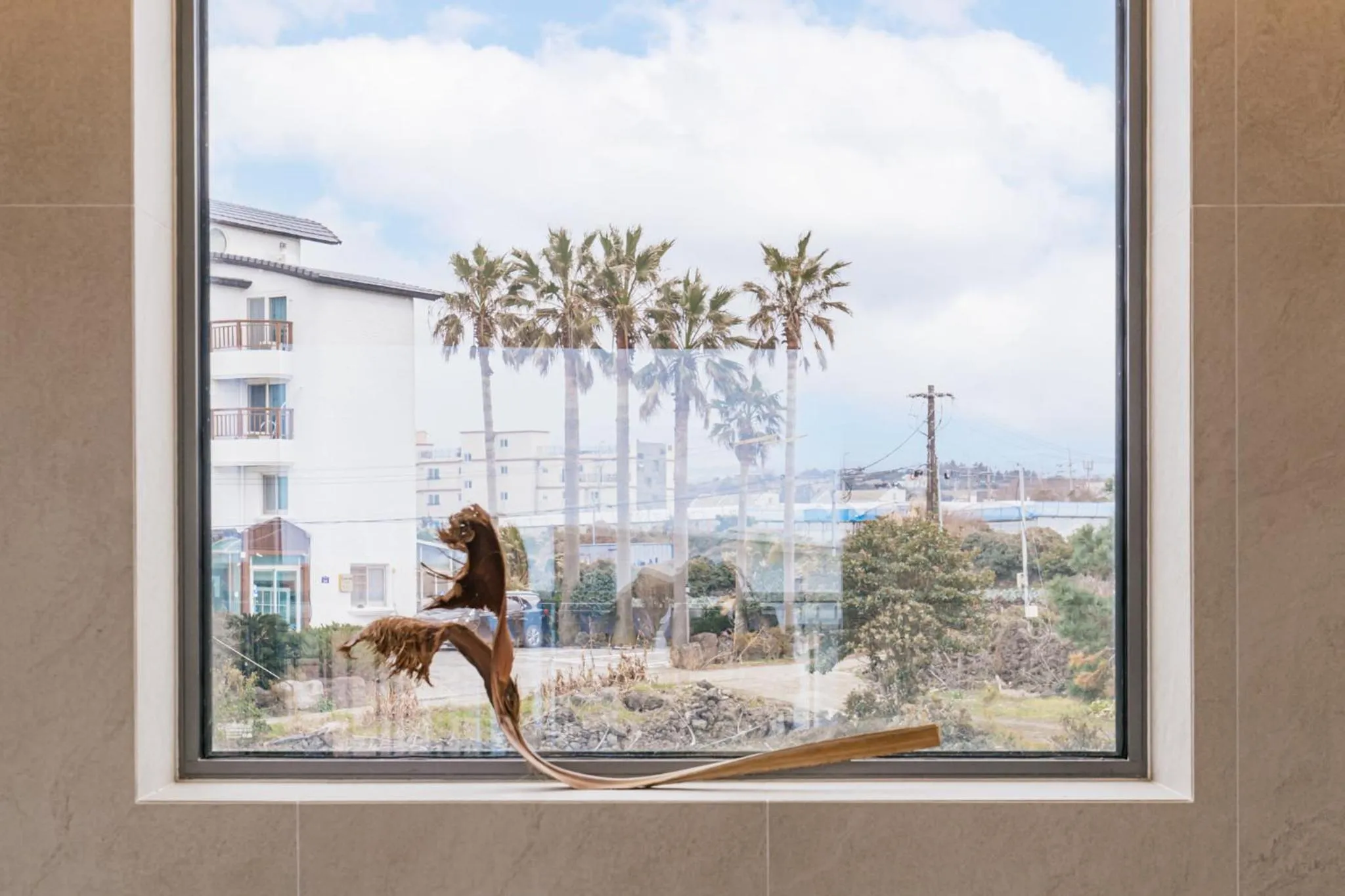 Day in Ddosi Aewol Pool Villa