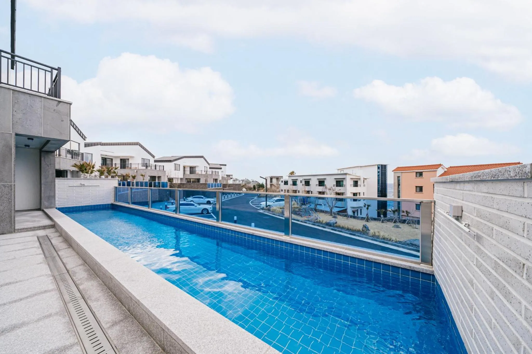Pool view in Ddosi Aewol Pool Villa