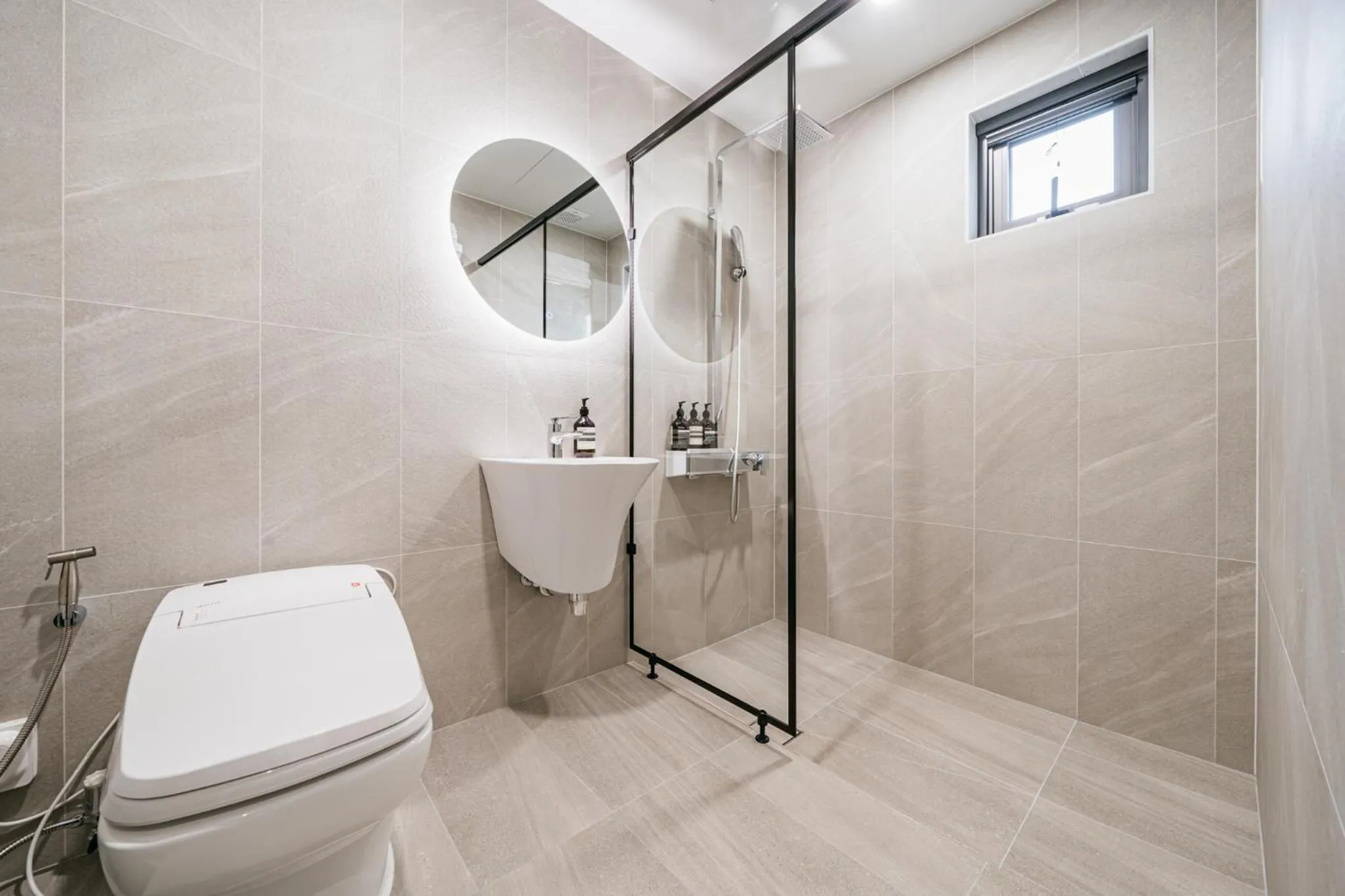 Shower in Ddosi Aewol Pool Villa