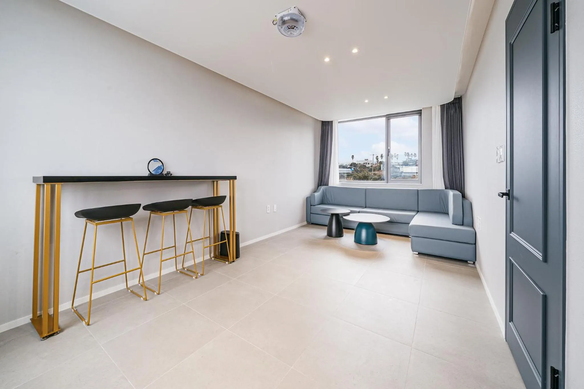 Living room in Ddosi Aewol Pool Villa