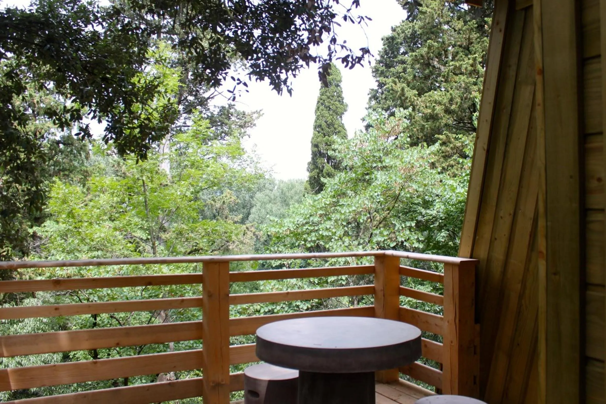 Balcony/Terrace in Les Cabanes Dans Les Bois Logis Hôtel