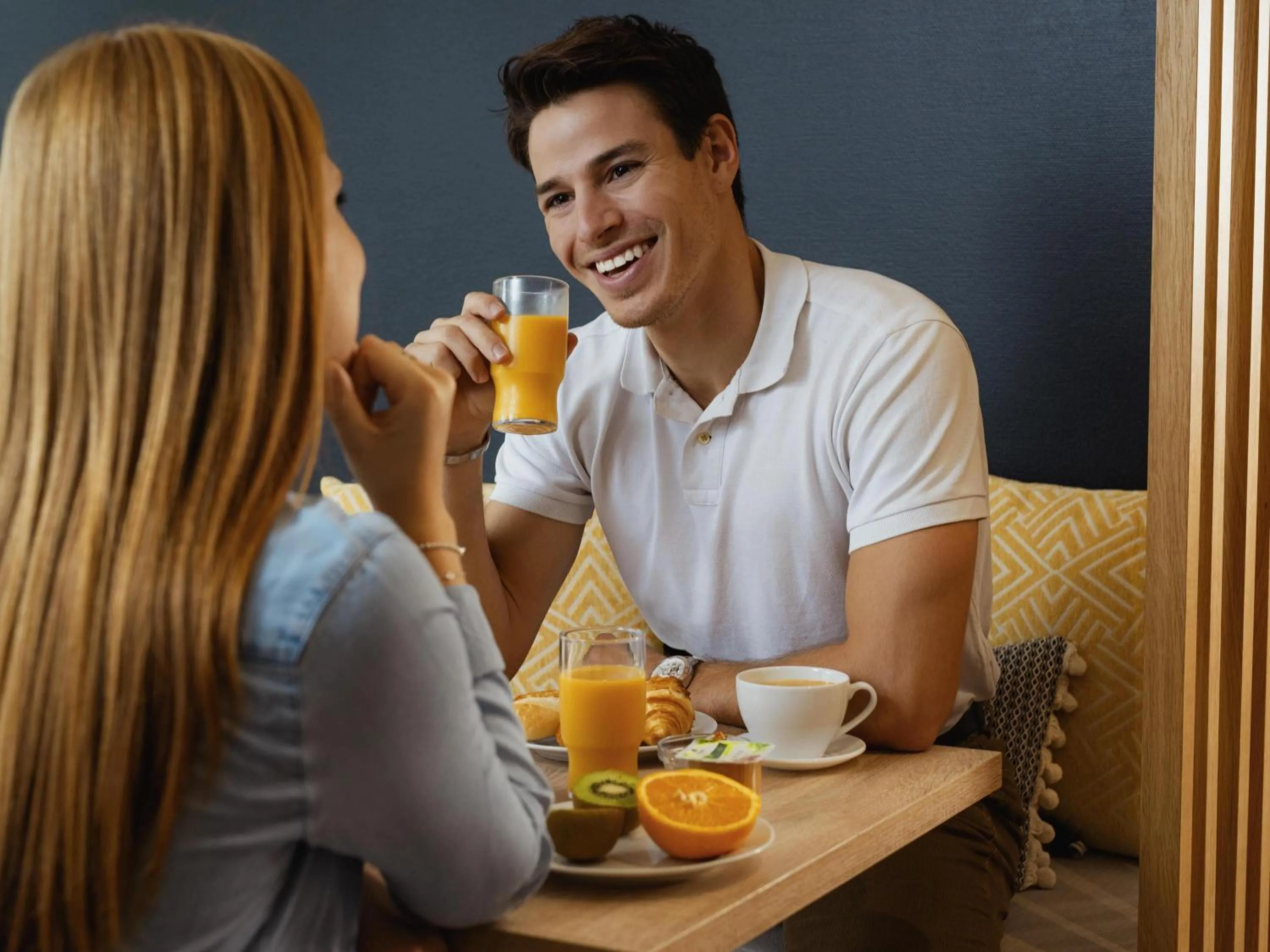 Breakfast in Aparthotel Adagio Access Dijon République