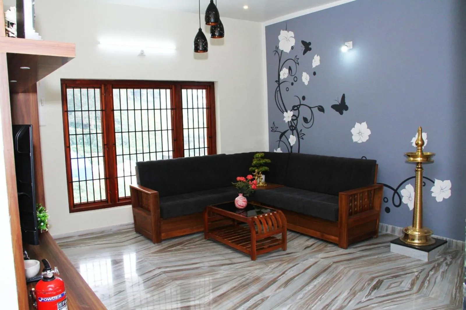 Living room in Airy Homestay Ooty by Lexstays